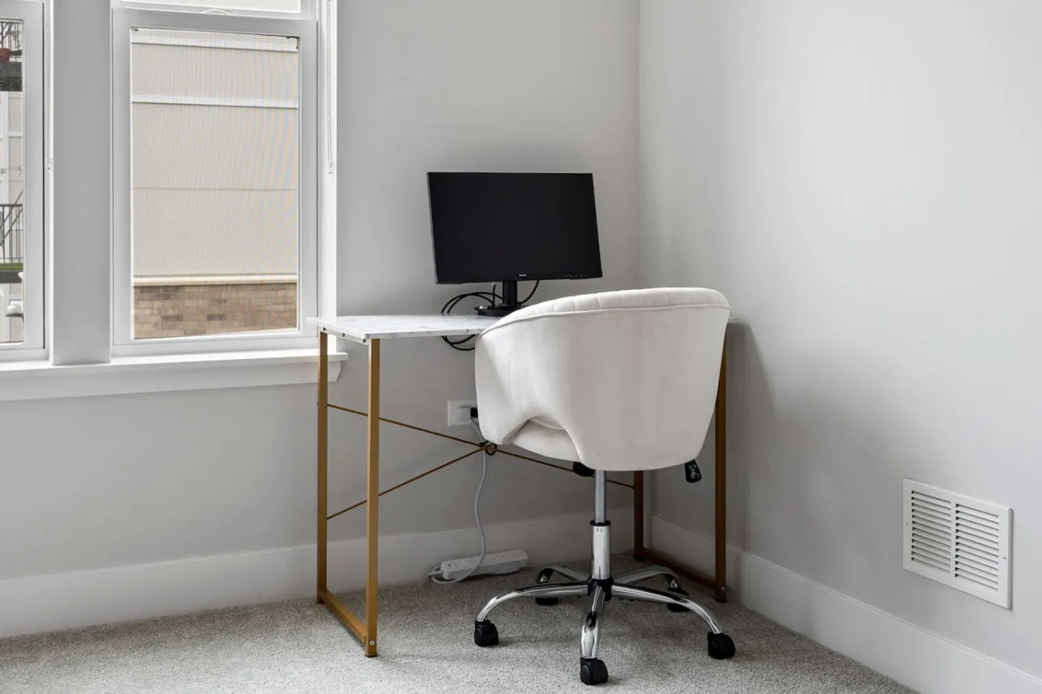 28294 Ferry Rd   60555 60555-Building Ferry Road-unit#ID1366972P-Warrenville-IL