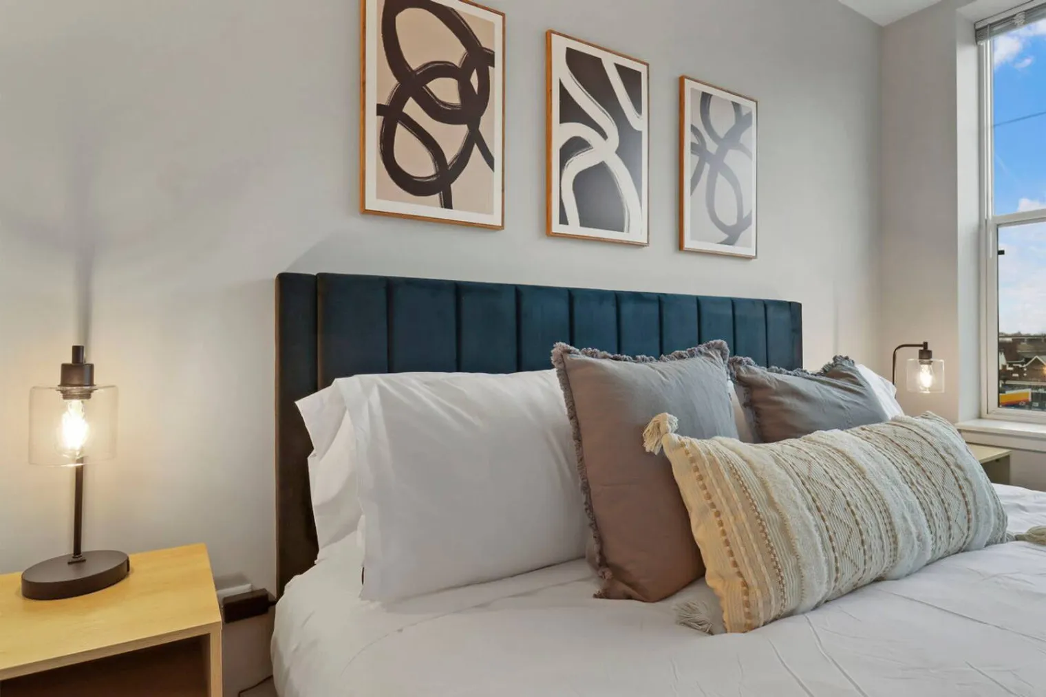 255 N Addison Ave   60126 60126-Building North Addison Avenue - house-of-living21-unit#ID1366993P-Elmhurst-IL