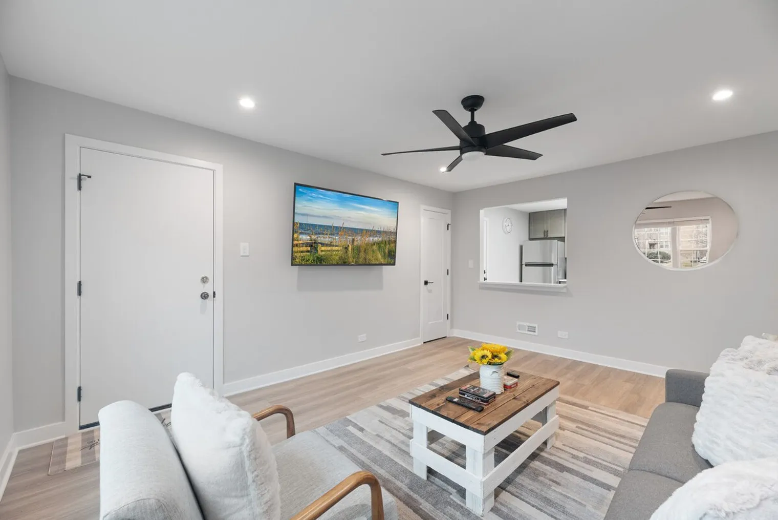 1001 W Howard St 60202 60202-Building Howard Street - schneidergroup-unit#ID1032507P-Evanston-IL