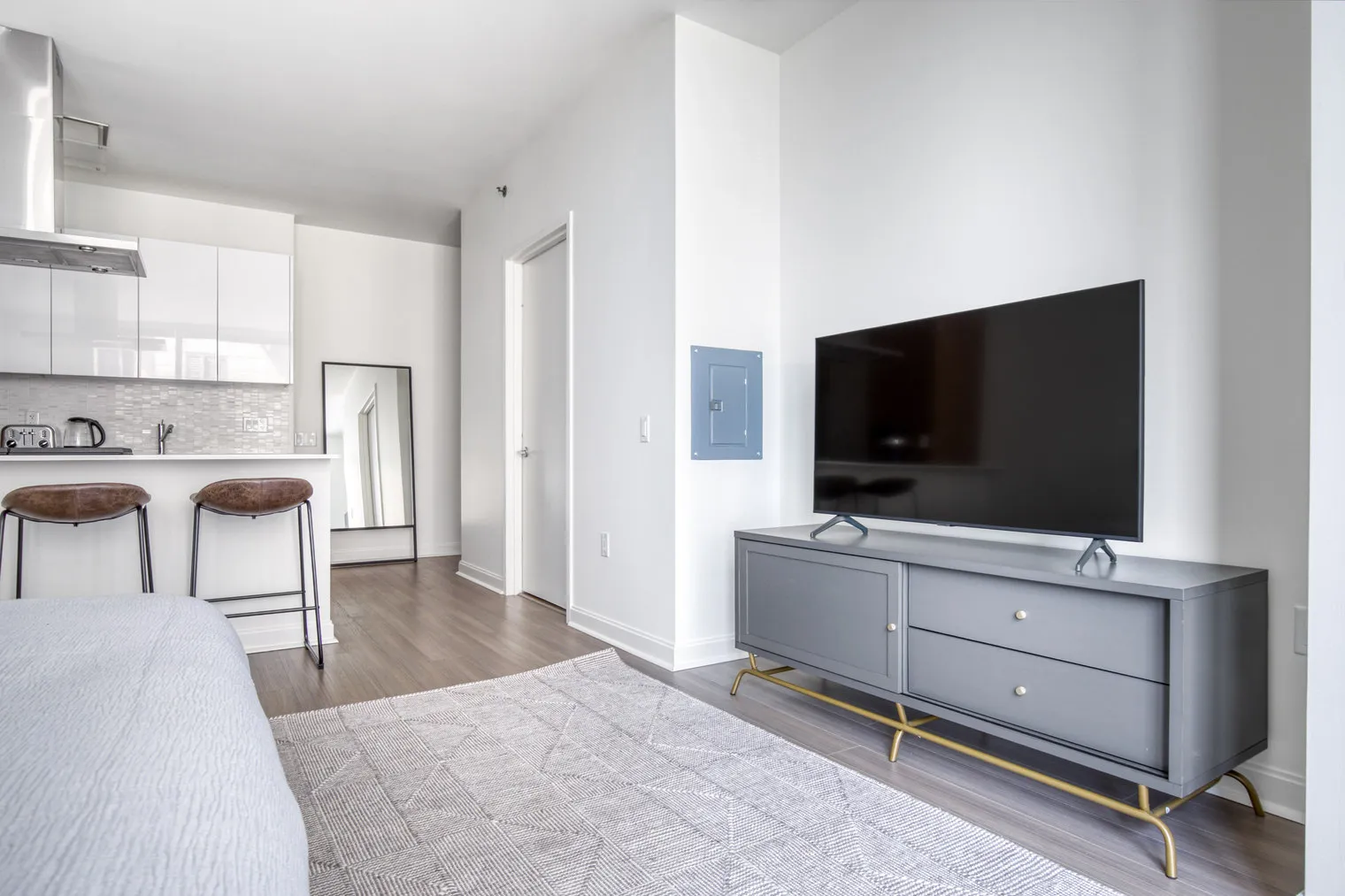 500 N Lake Shore Dr   60611 60611-500 Lake Shore-unit#ID394-Chicago-IL