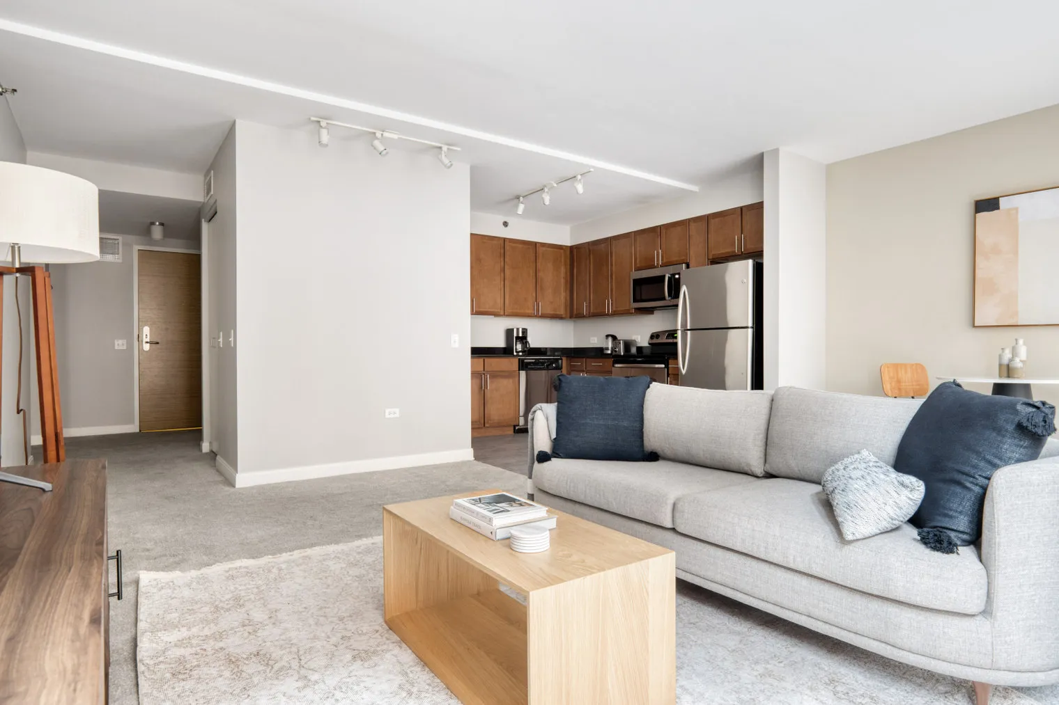 210 N Wells St   60601 60601-Lake & Wells Apartments-unit#ID634-Chicago-IL