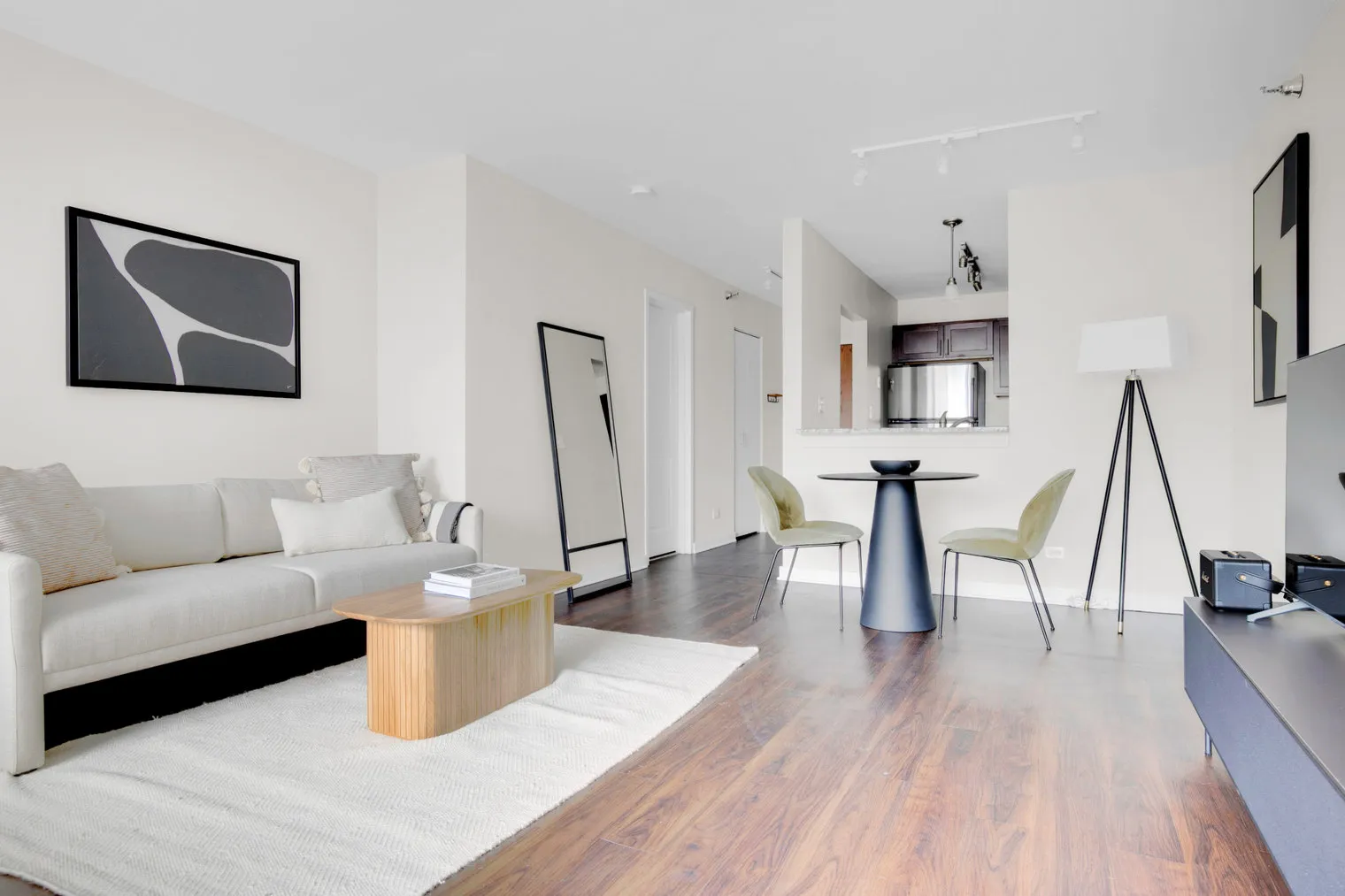 420 E Ohio St 60611 60611-420 East Ohio-unit#ID582-Chicago-IL