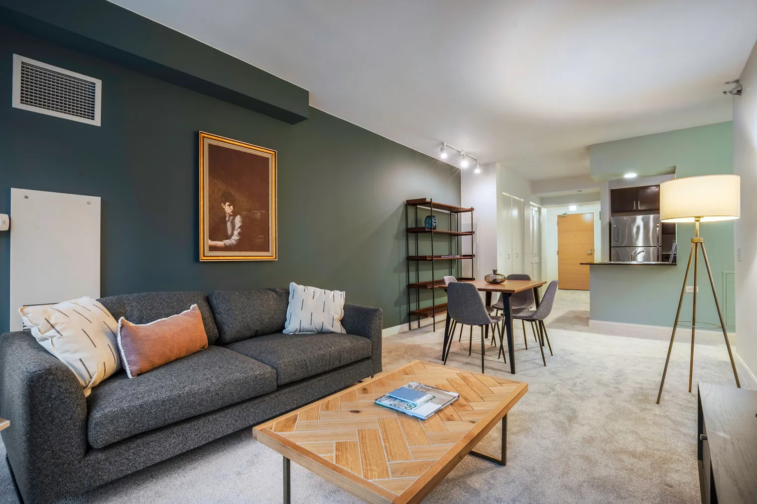 210 N Wells St 60601 60601-Lake & Wells Apartments-unit#ID211-Chicago-IL