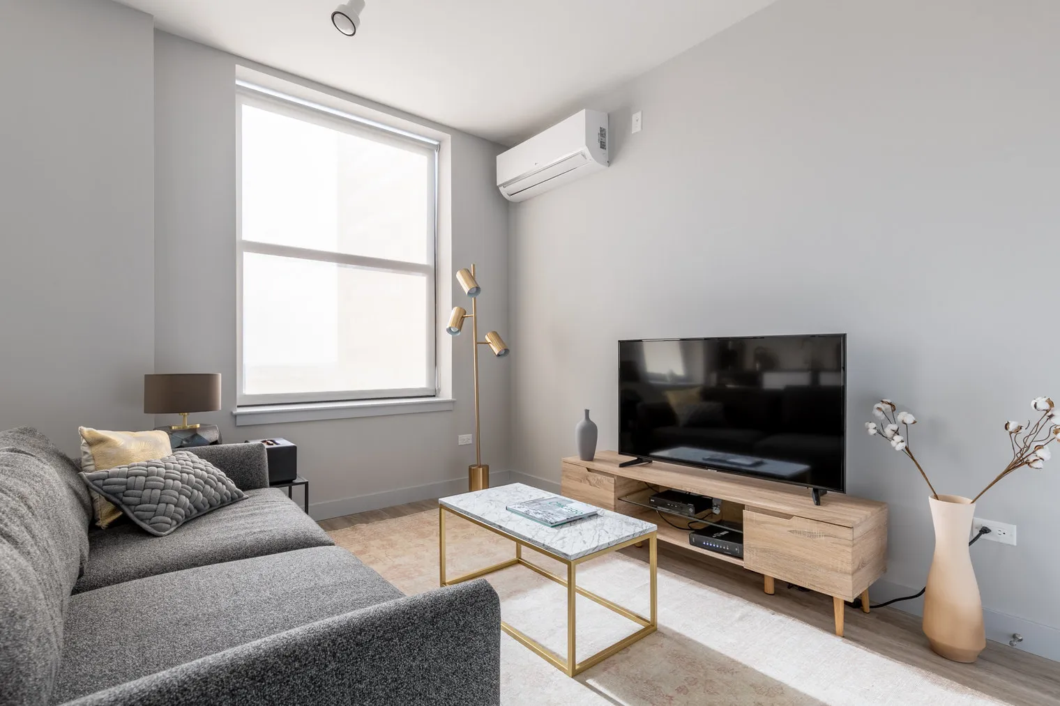 330 S Wells St 60606 60606-330 S Wells-unit#ID194-Chicago-IL