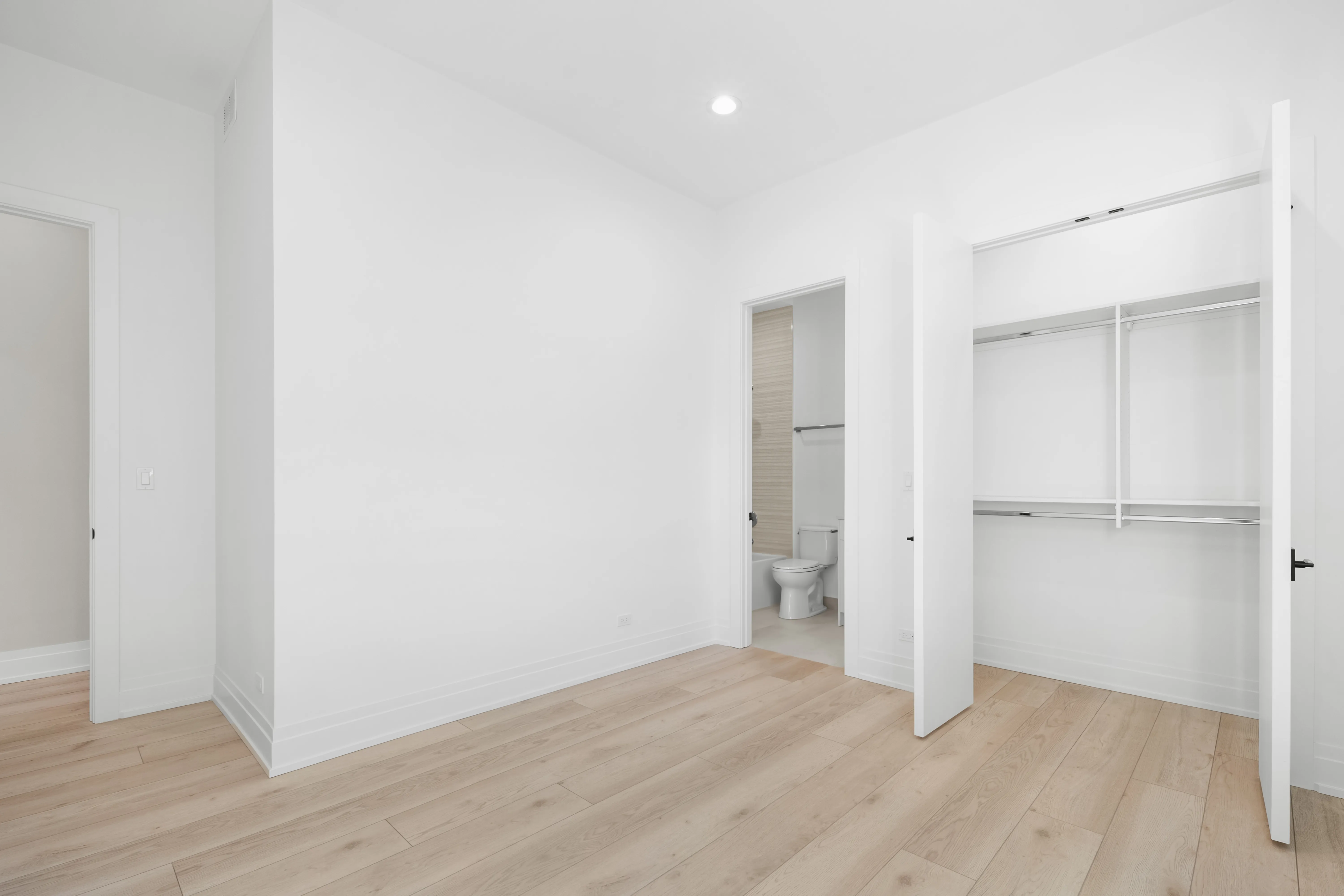 1327 W Taylor St   60607 60607-unit#4-Chicago-IL