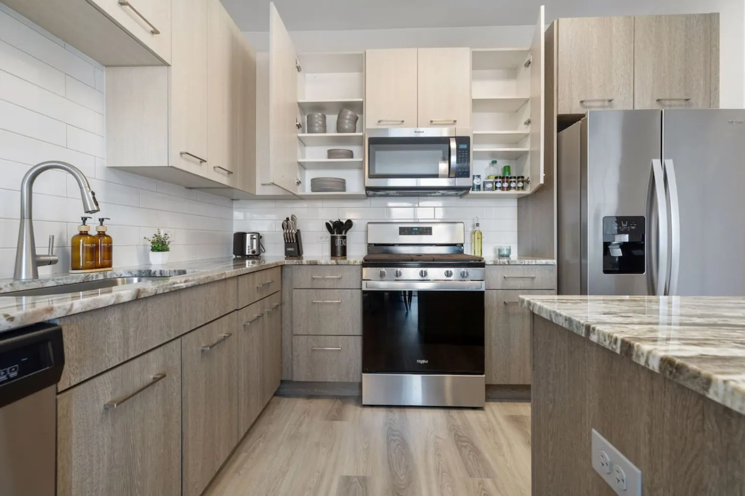 28294 Ferry Rd   60555 60555-Building Ferry Road-unit#ID1366991P-Warrenville-IL