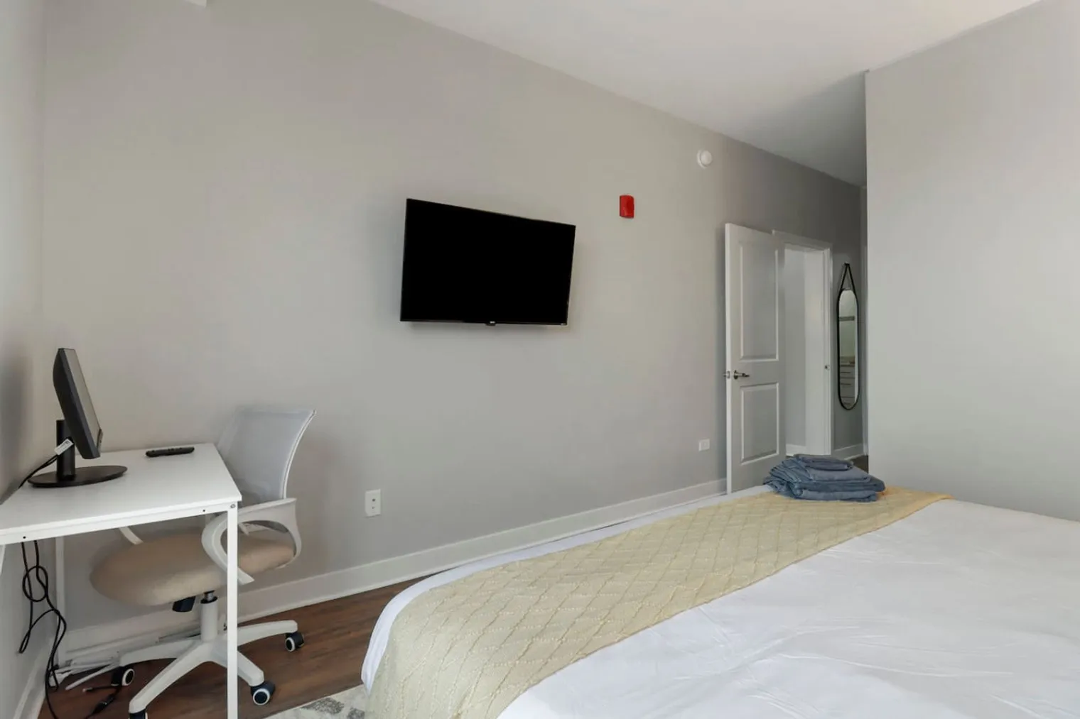 255 N Addison Ave   60126 60126-Building North Addison Avenue - house-of-living21-unit#ID1366993P-Elmhurst-IL