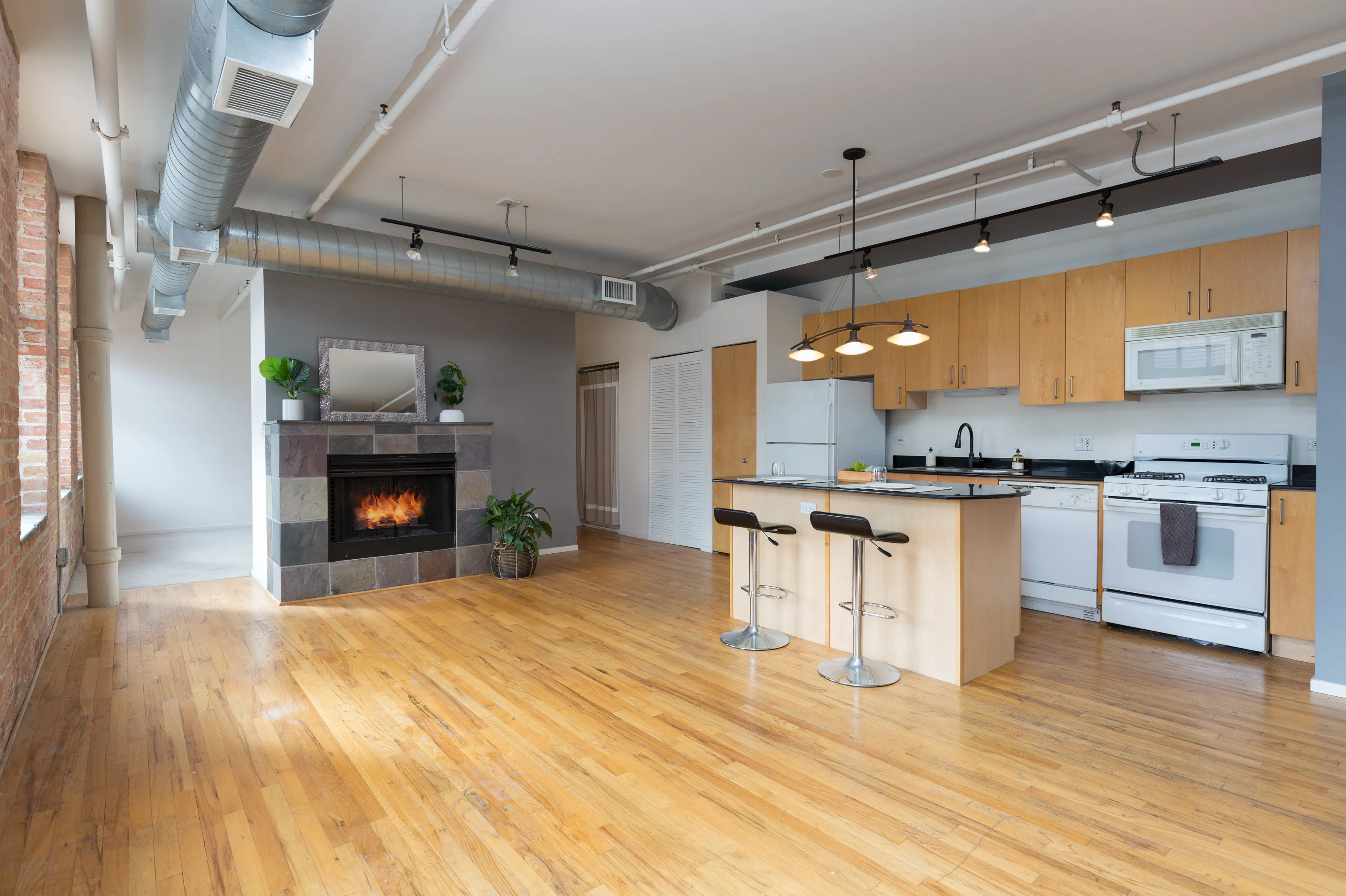 420 S Clinton St   60607 60607-Gotham Lofts-unit#604-Chicago-IL