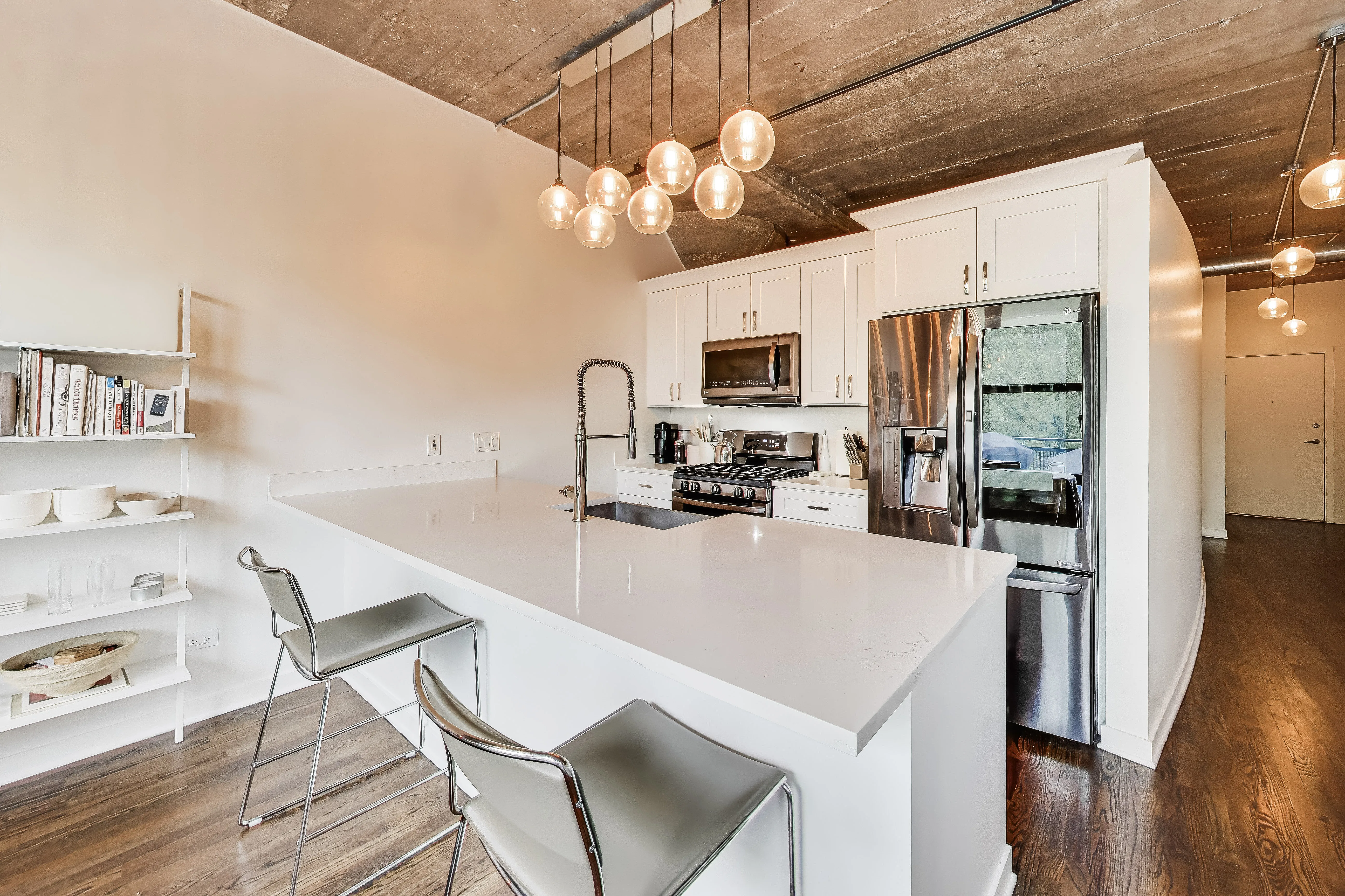 1111 W 15th St   60608 60608-Chicago-IL