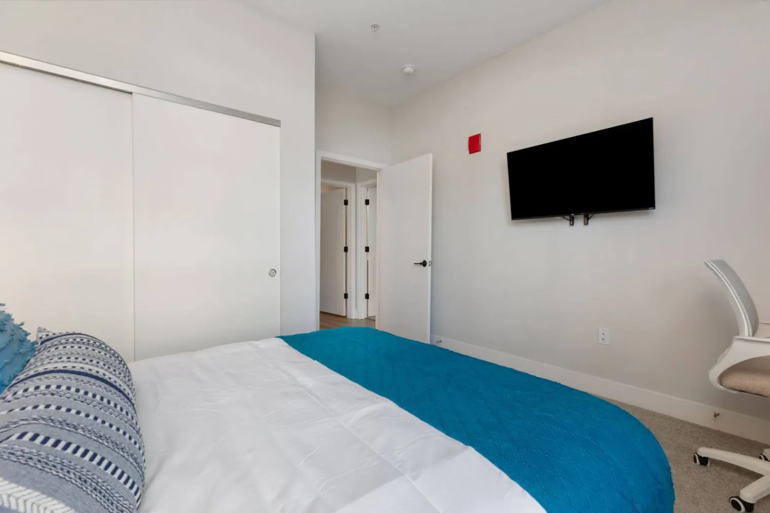 28294 Ferry Rd 60555 60555-Building Ferry Road - house-of-living21-unit#ID1366984P-Warrenville-IL