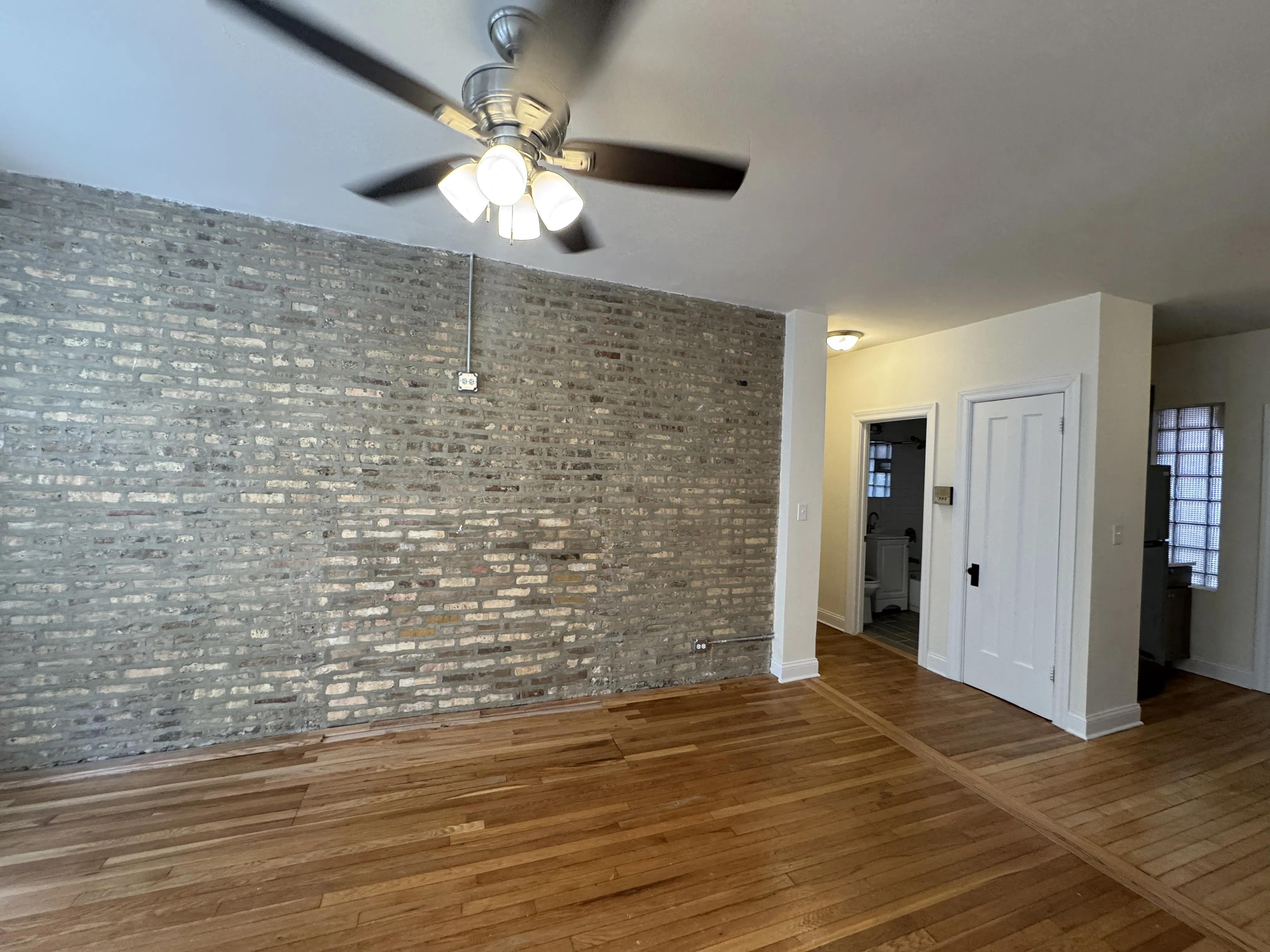4842 W Belle Plaine Ave   60641 60641-unit#2N-Chicago-IL