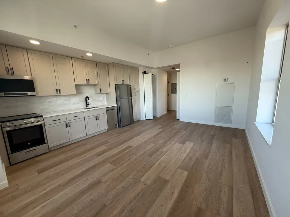 2140 N Lincoln Park W   60614 60614-unit#706-Chicago-IL