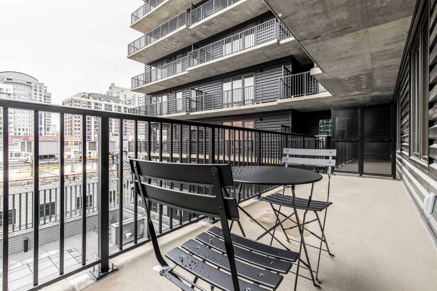 751 N Hudson Ave   60654 60654-Hugo II-unit#ID1038-Chicago-IL