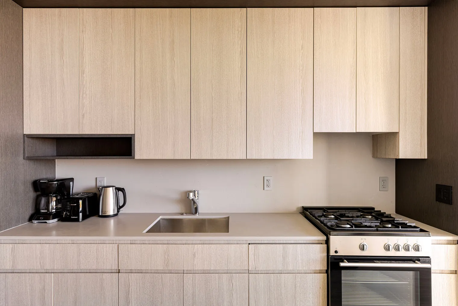 1210 S Indiana Ave   60605 60605-NEMA-unit#ID1317-Chicago-IL