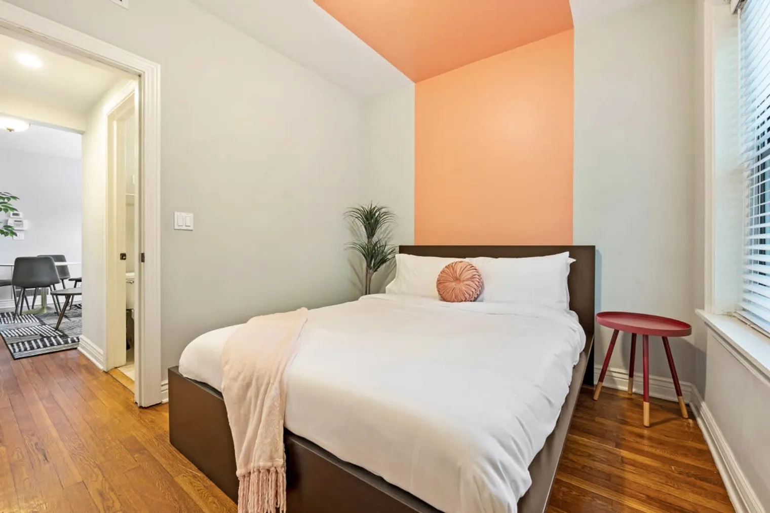 3437 N Lakewood Ave 60657 60657-Building North Lakewood Avenue-unit#ID1026693P-Chicago-IL