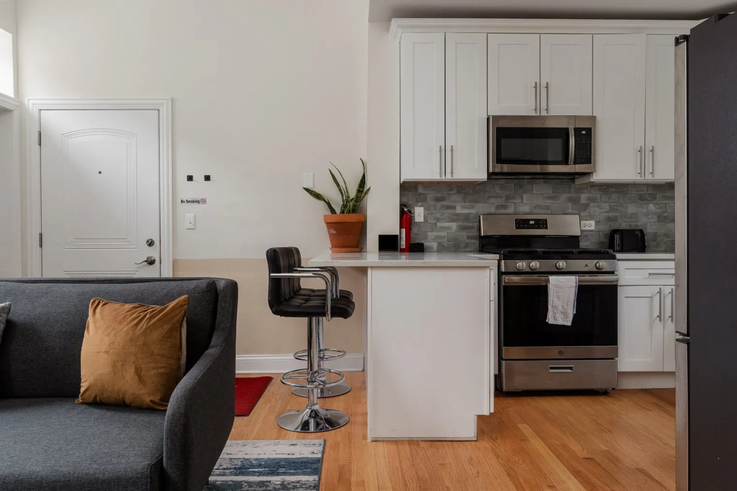 846 N Hermitage Ave   60622 60622-Building North Hermitage Avenue-unit#ID1379013P-Chicago-IL