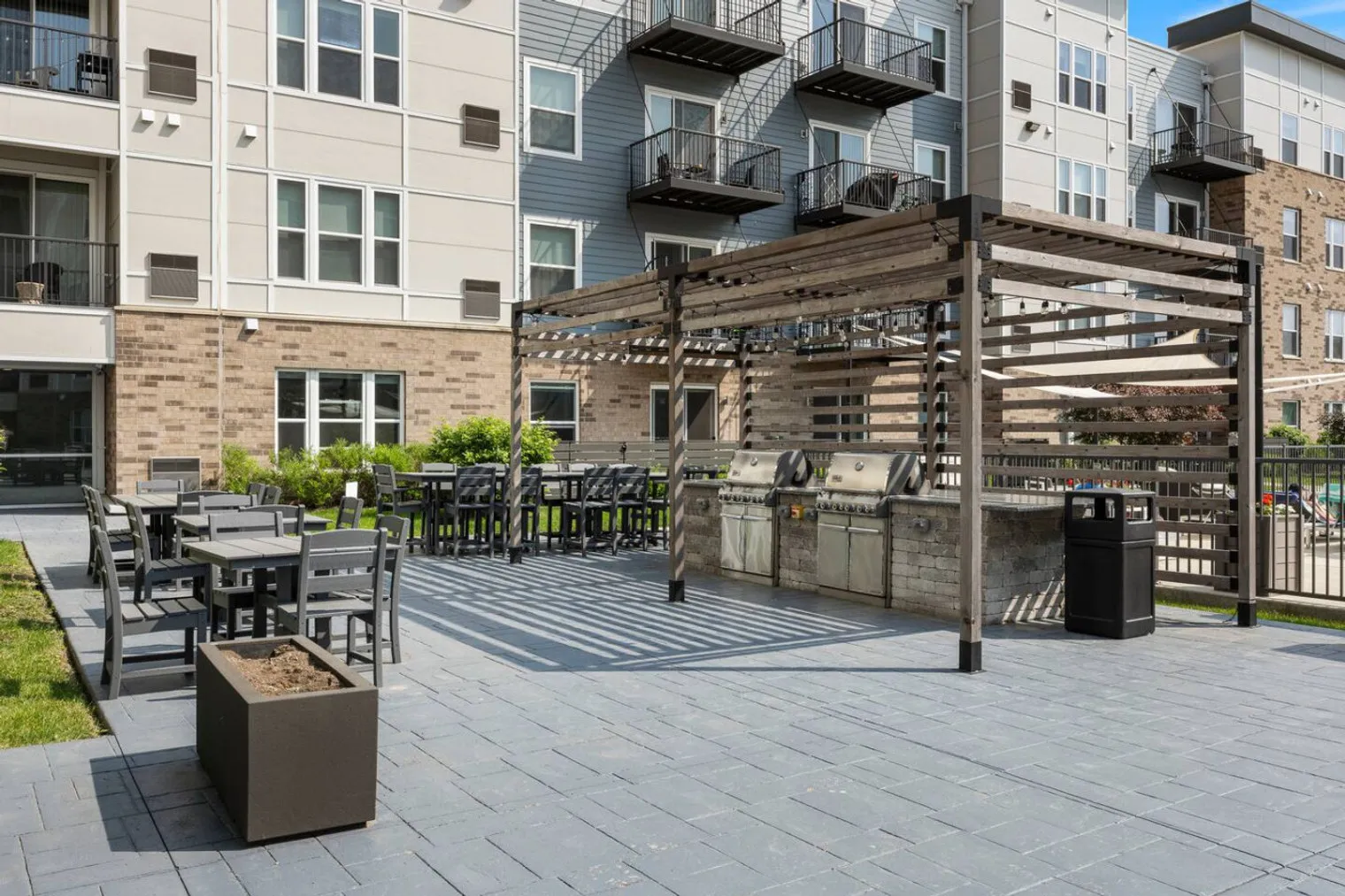 28294 Ferry Rd 60555 60555-Building Ferry Road - house-of-living21-unit#ID1366984P-Warrenville-IL