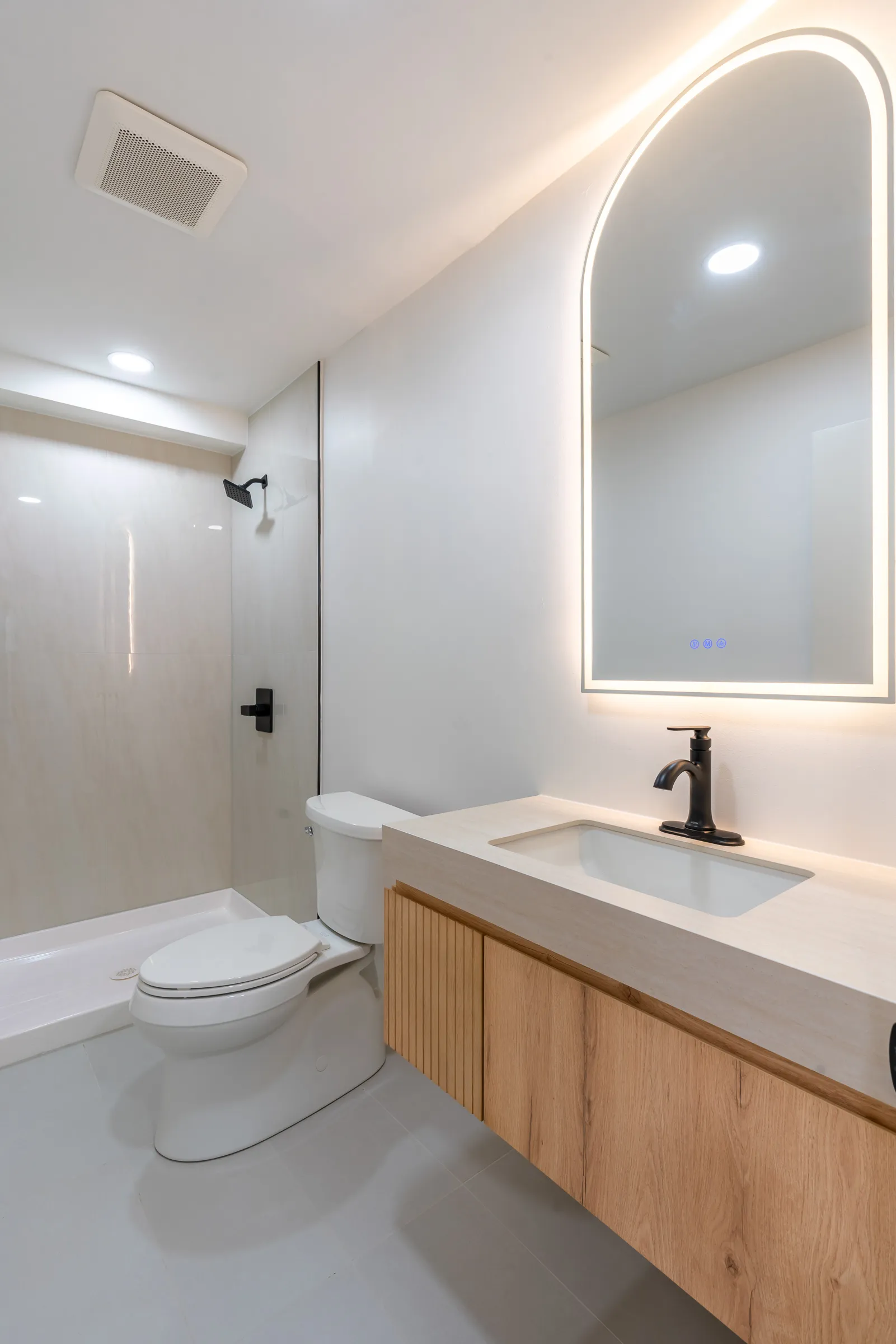 5439 N Artesian Ave   60625 60625-unit#1-Chicago-IL