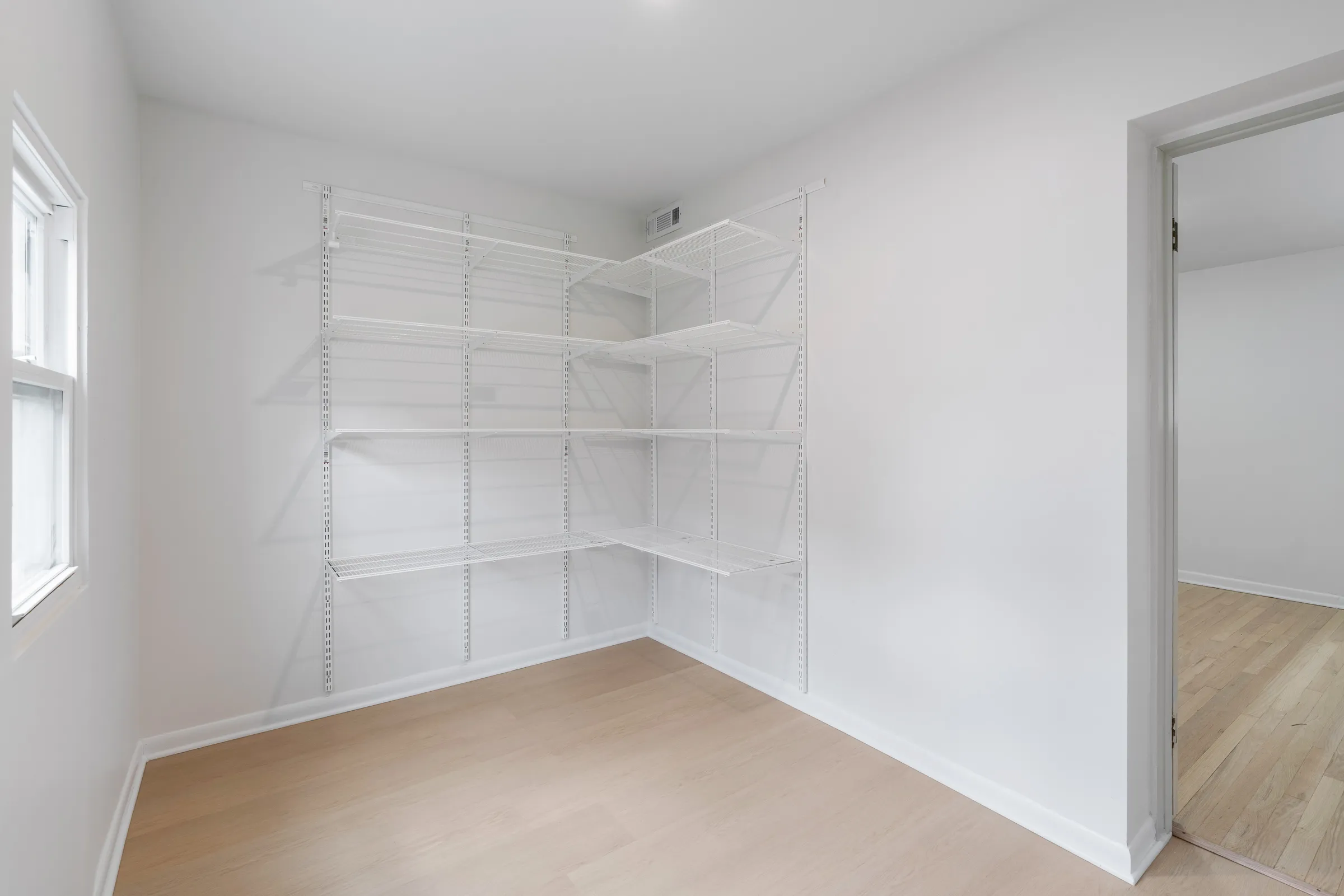 5439 N Artesian Ave   60625 60625-unit#1-Chicago-IL