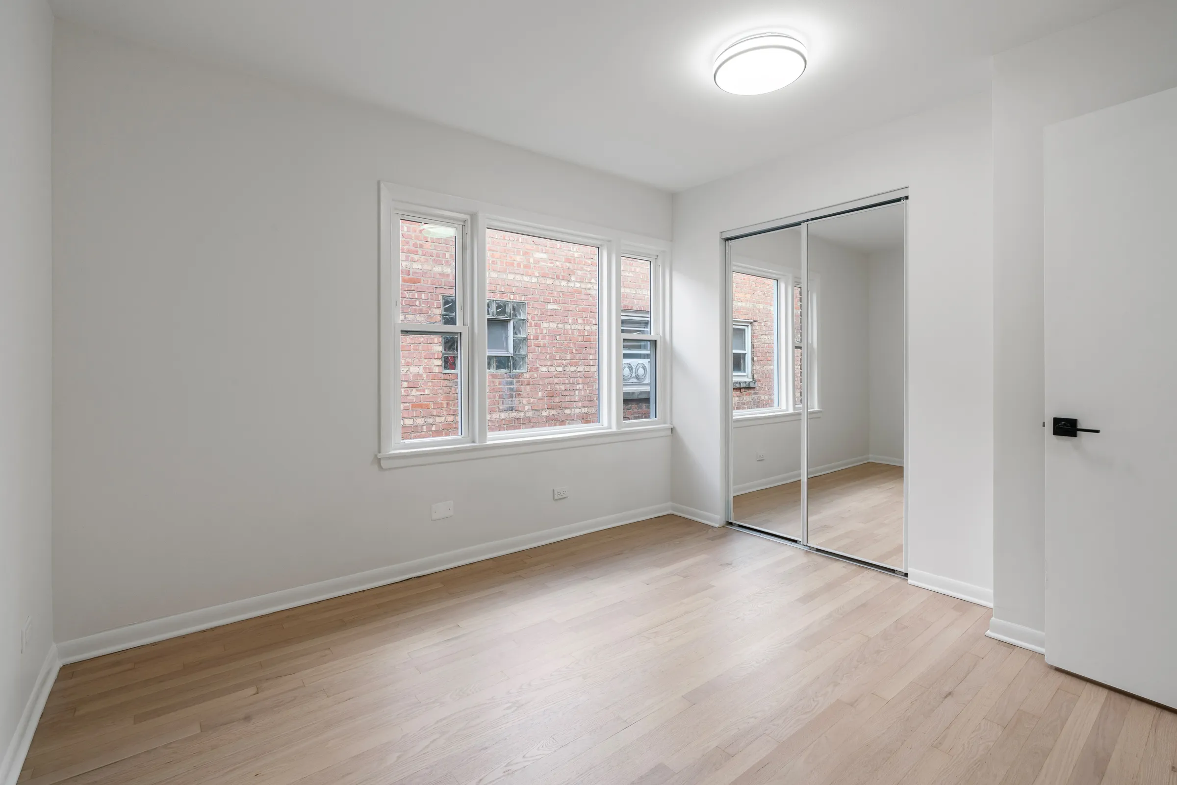 5439 N Artesian Ave   60625 60625-unit#1-Chicago-IL