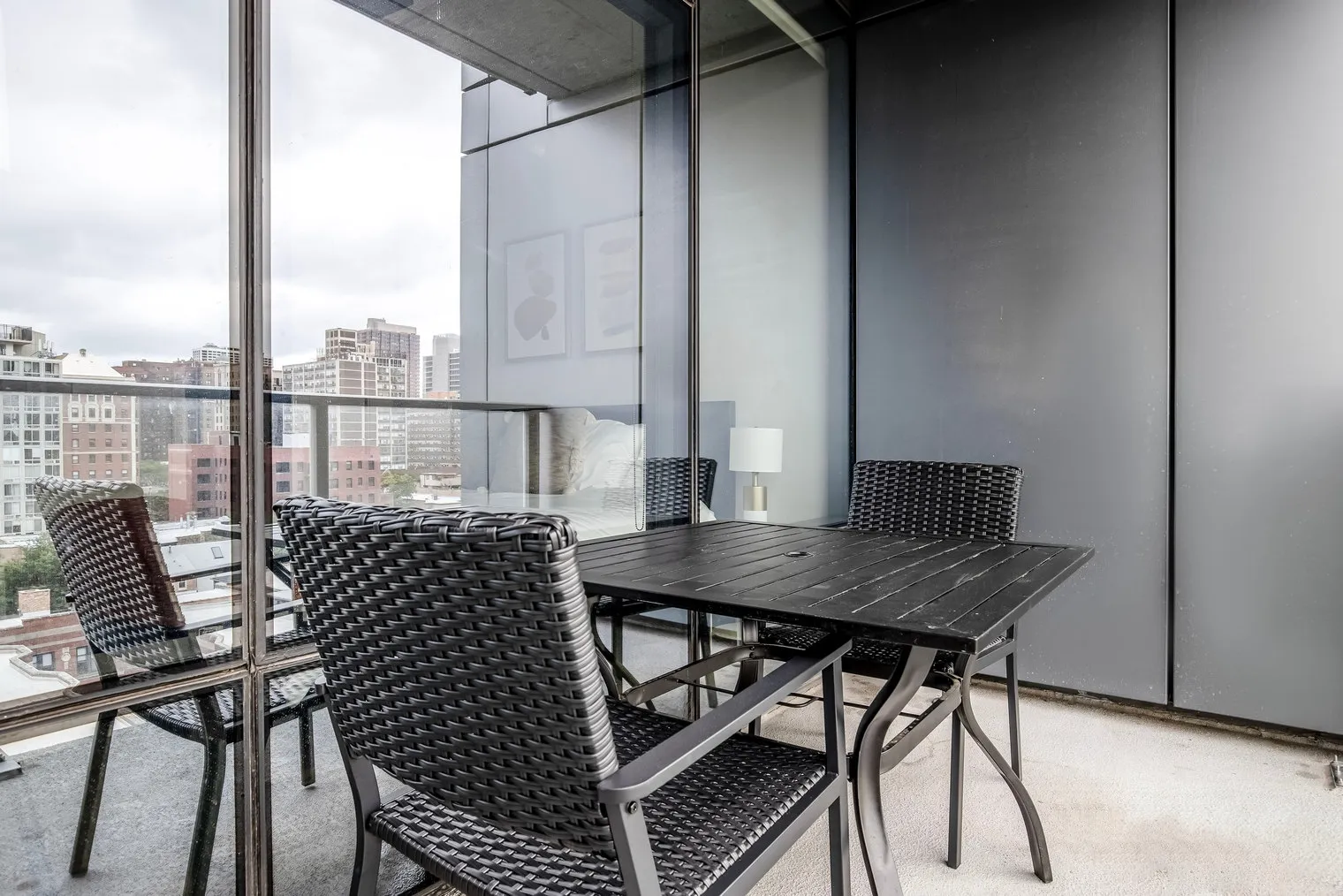 450 W Belmont Ave   60657 60657-Four50-unit#ID985-Chicago-IL