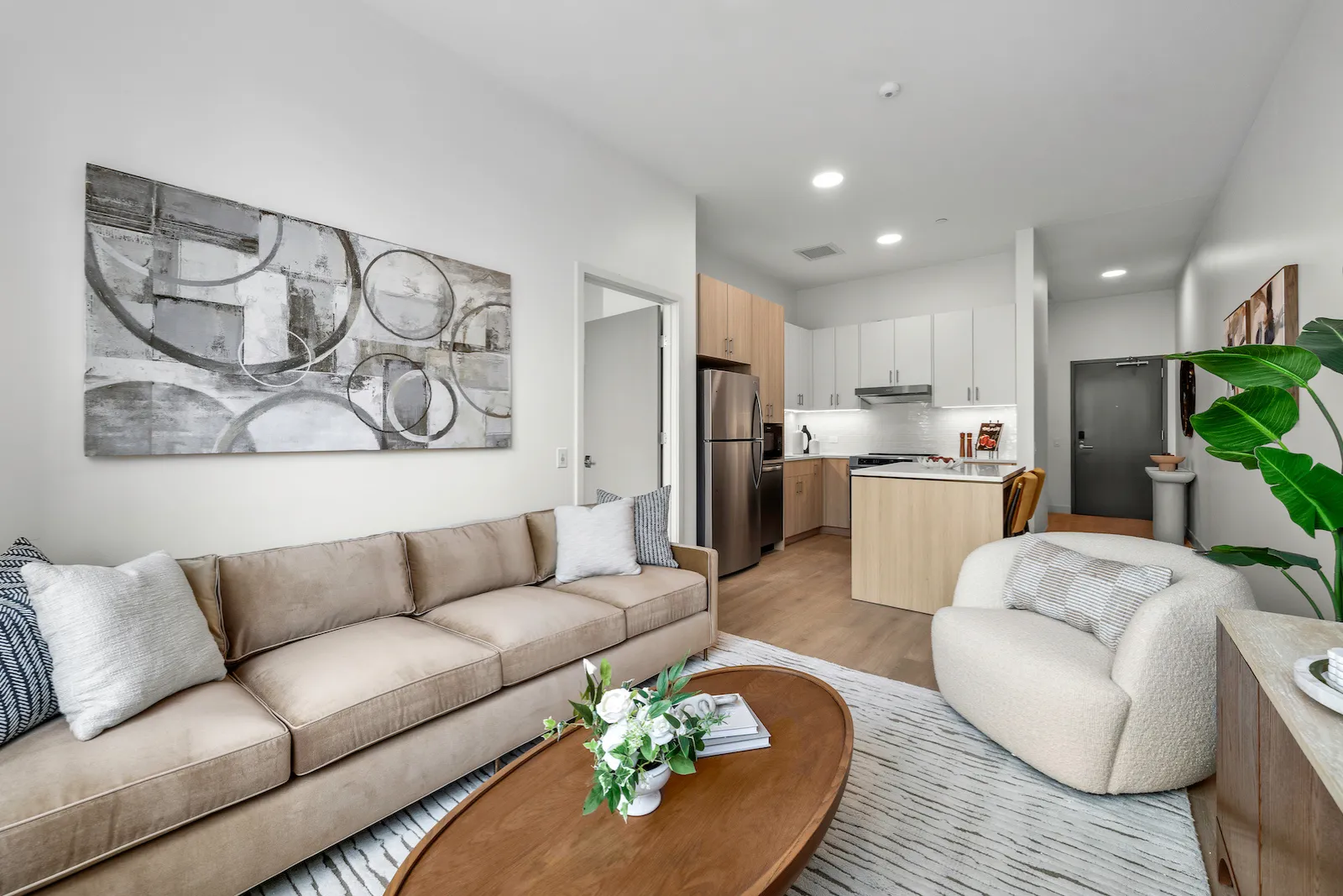 111 W Illinois St   60654 60654-111 Point-unit#606-Chicago-IL