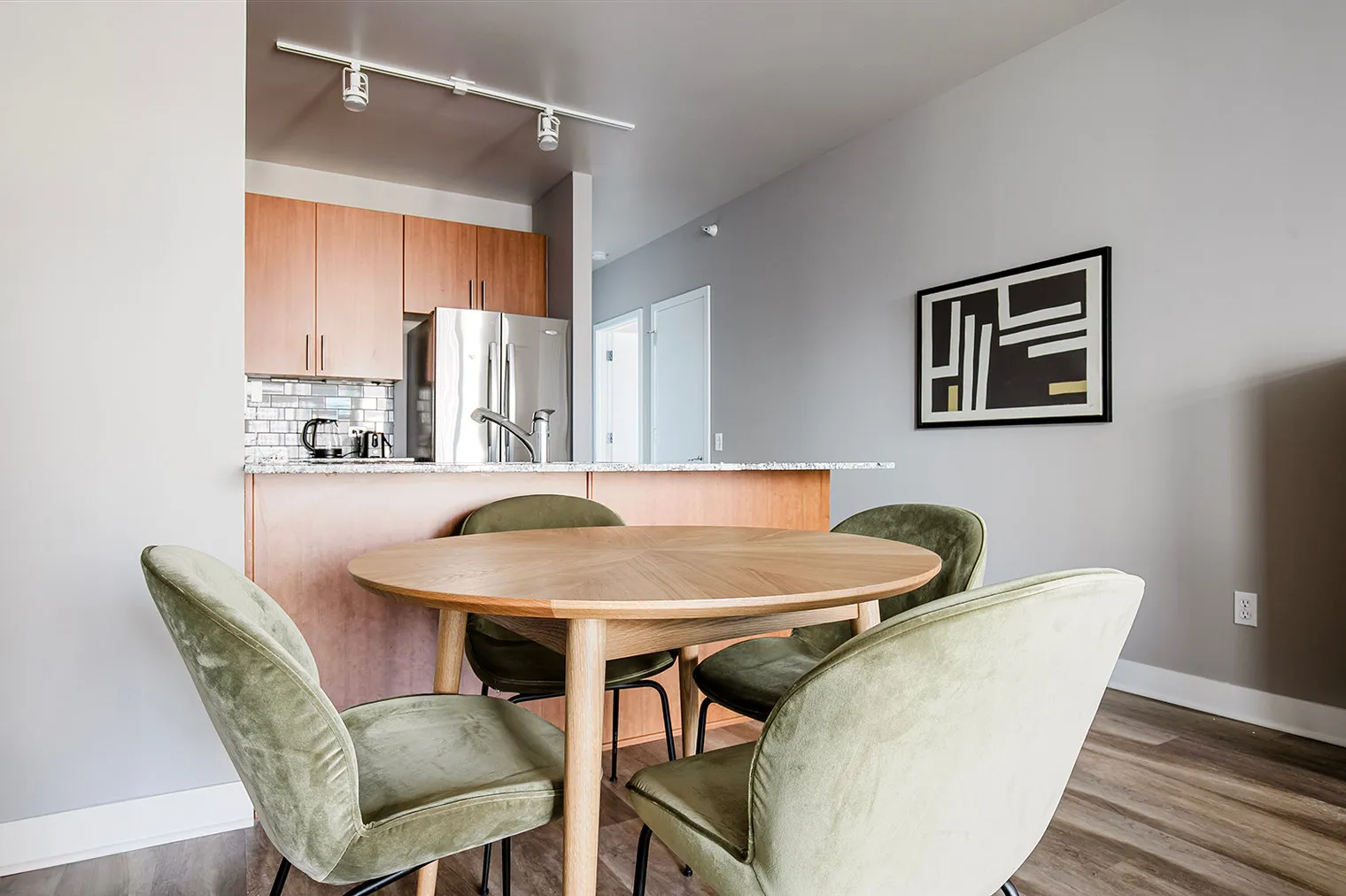 505 N State St   60654 60654-State & Grand-unit#ID1143-Chicago-IL