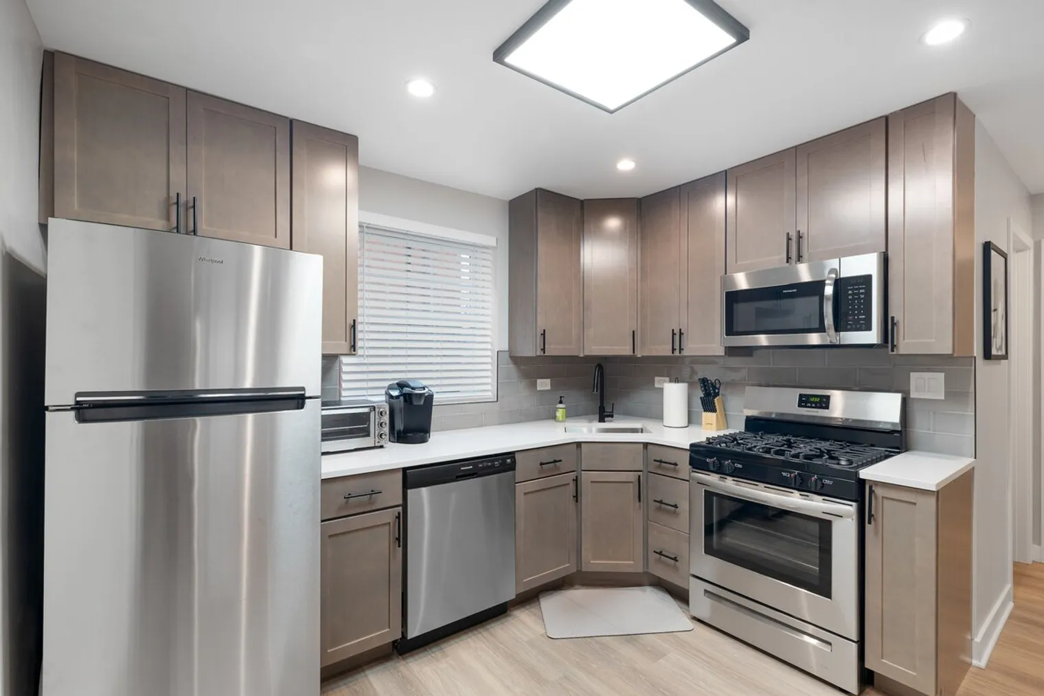 1001 W Howard St 60202 60202-Building Howard Street - schneidergroup-unit#ID1032507P-Evanston-IL