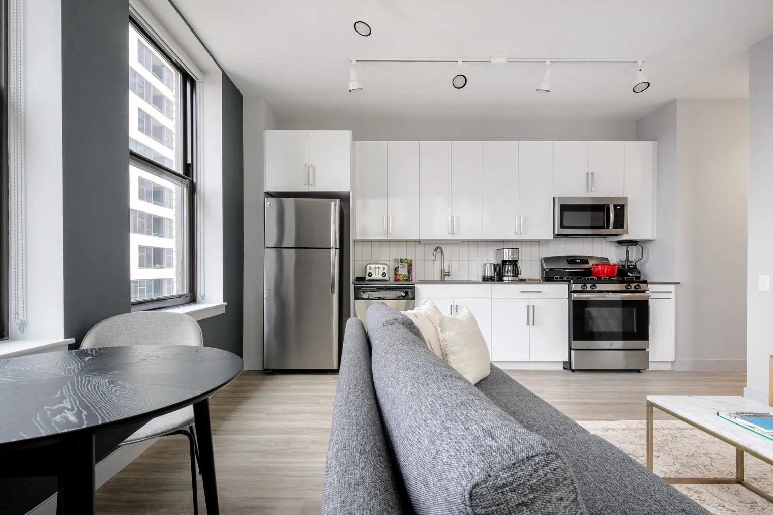 330 S Wells St   60606 60606-330 S Wells-unit#ID200-Chicago-IL