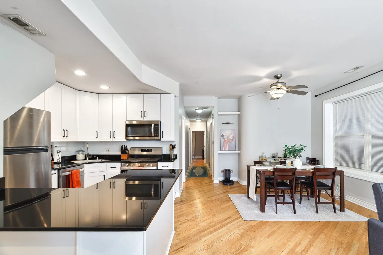 2238 W Barry Ave 60618 60618-Building West Barry Avenue - ktg-unit#ID1359764P-Chicago-IL