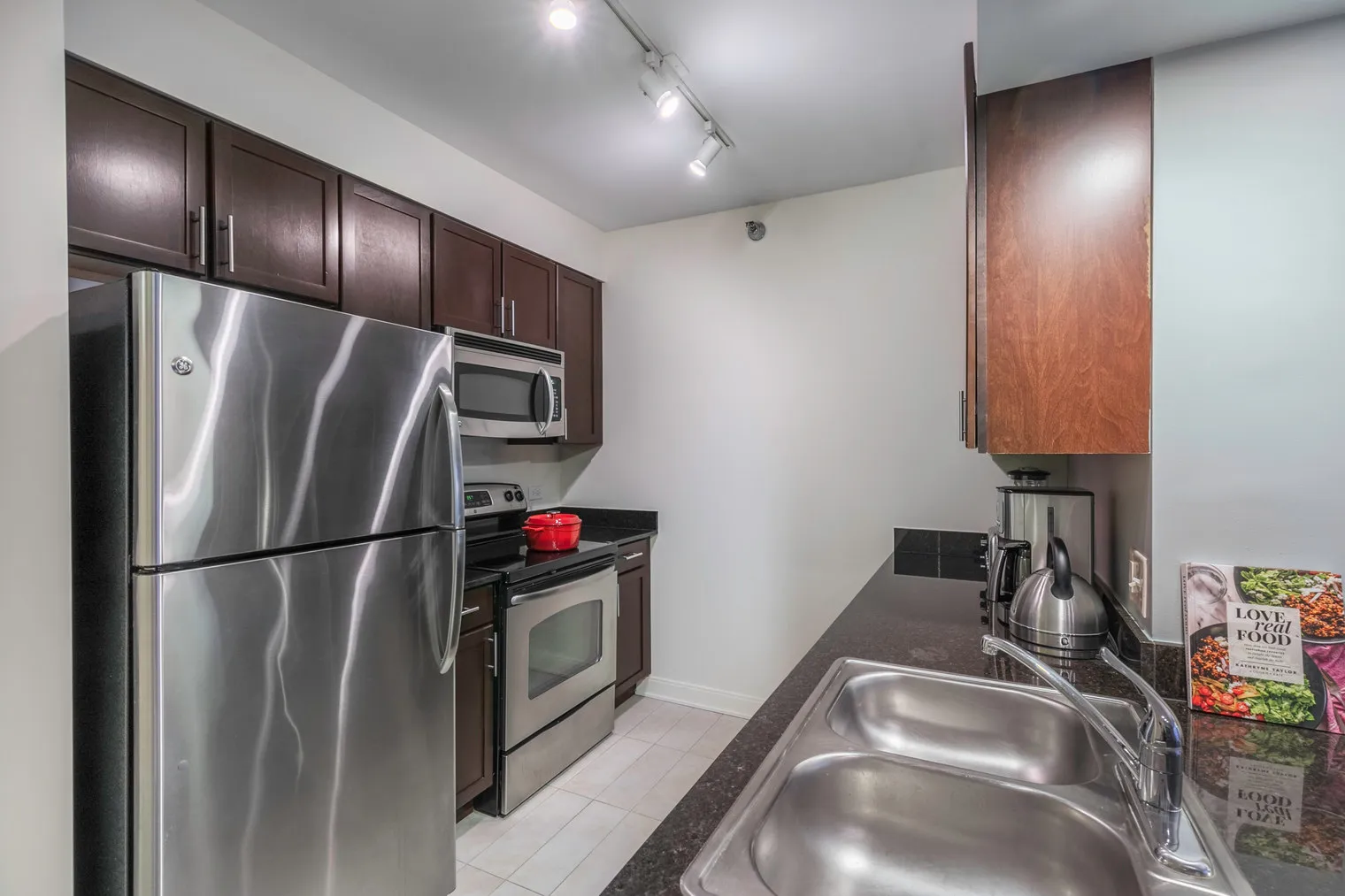 210 N Wells St 60601 60601-Lake & Wells Apartments-unit#ID211-Chicago-IL
