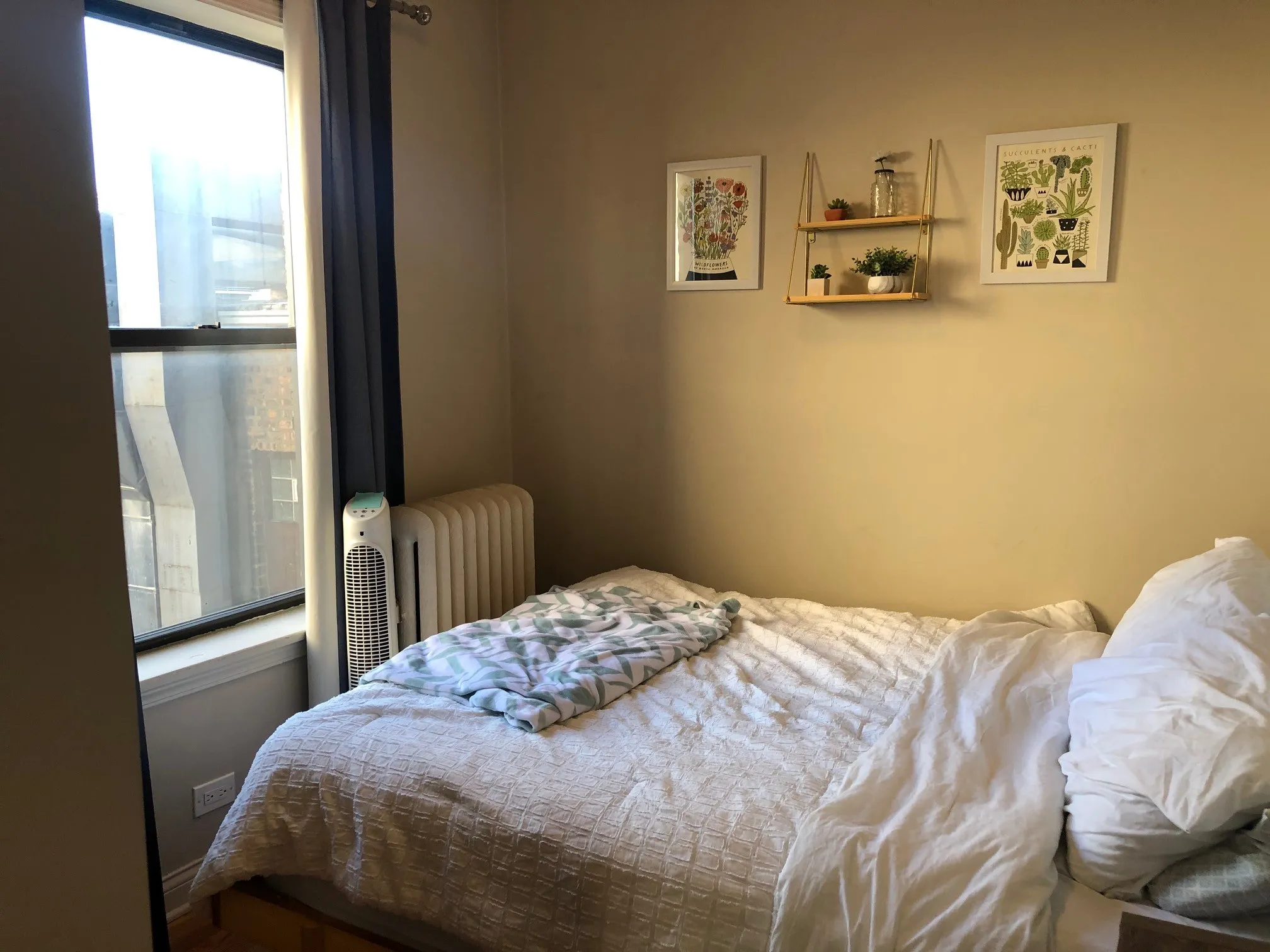 610 W Belmont Ave   60657 60657-Belmont Apartments-unit#1E-Chicago-IL