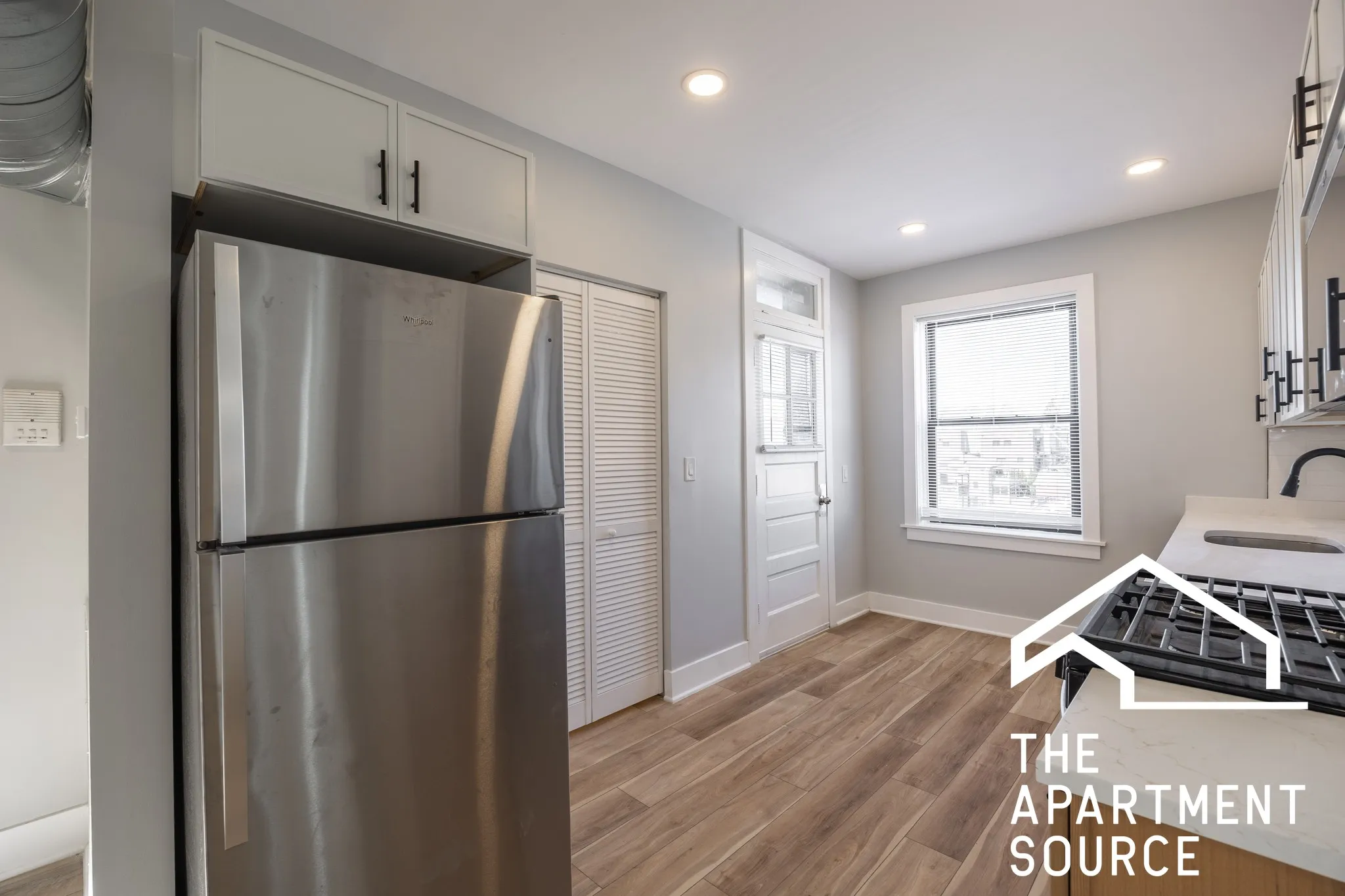 6148 N Francisco Ave   60659 60659-unit#1C-Chicago-IL