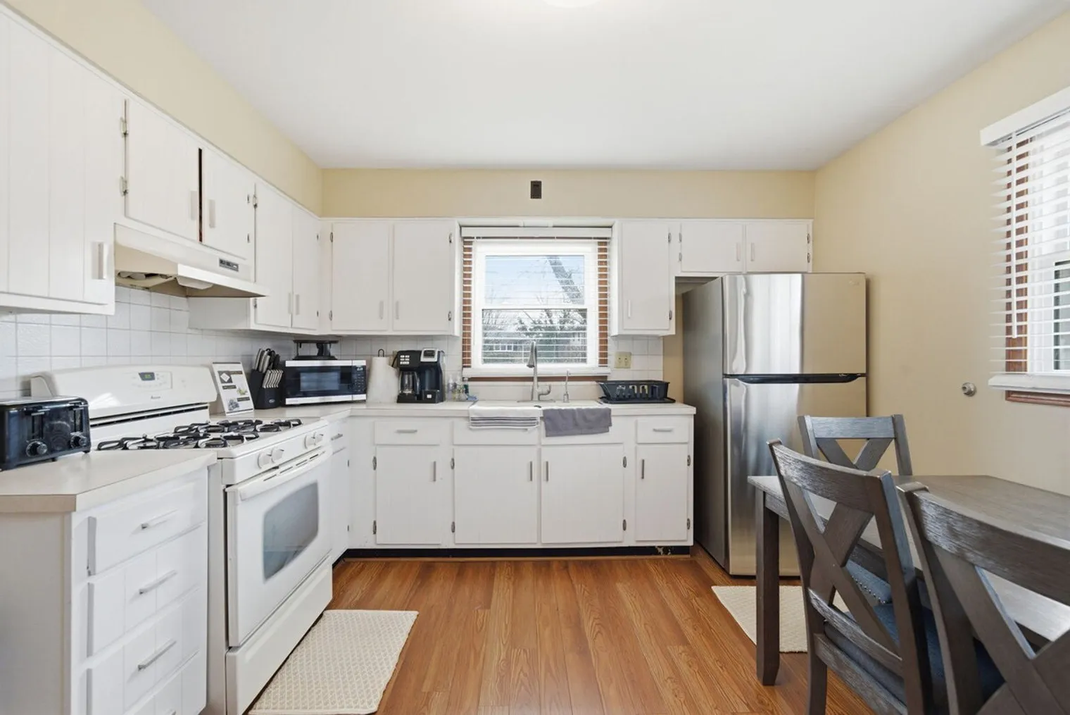1071 Johnston Dr   60506 60506-Building Johnston Drive-unit#ID1511610P-Aurora-IL