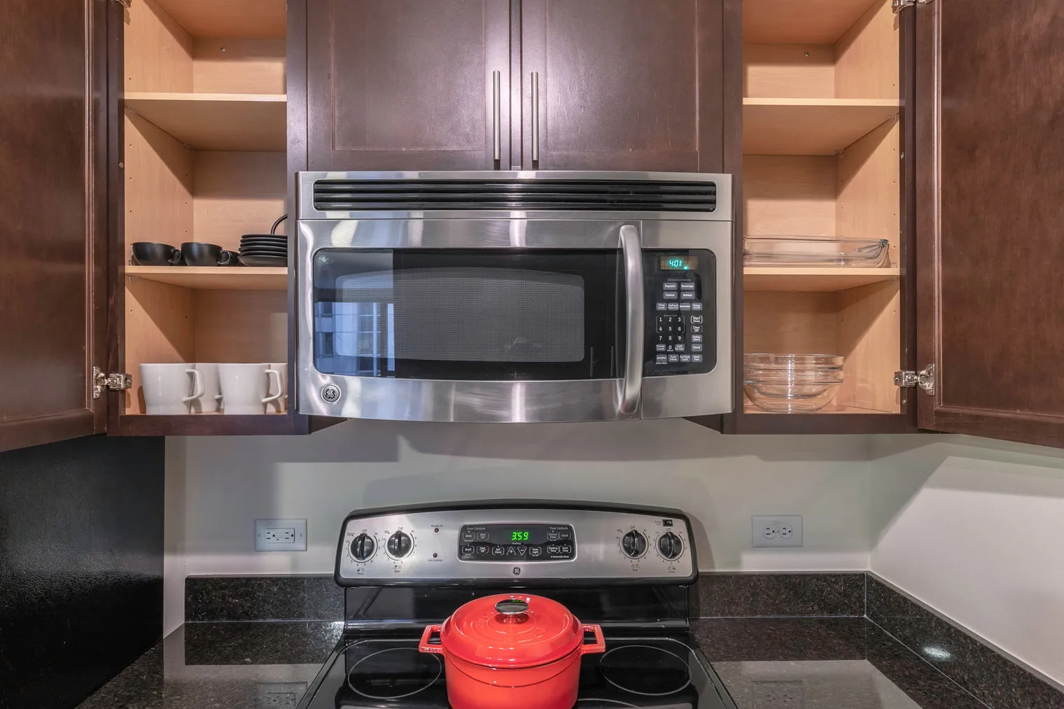 210 N Wells St 60601 60601-Lake & Wells Apartments-unit#ID211-Chicago-IL