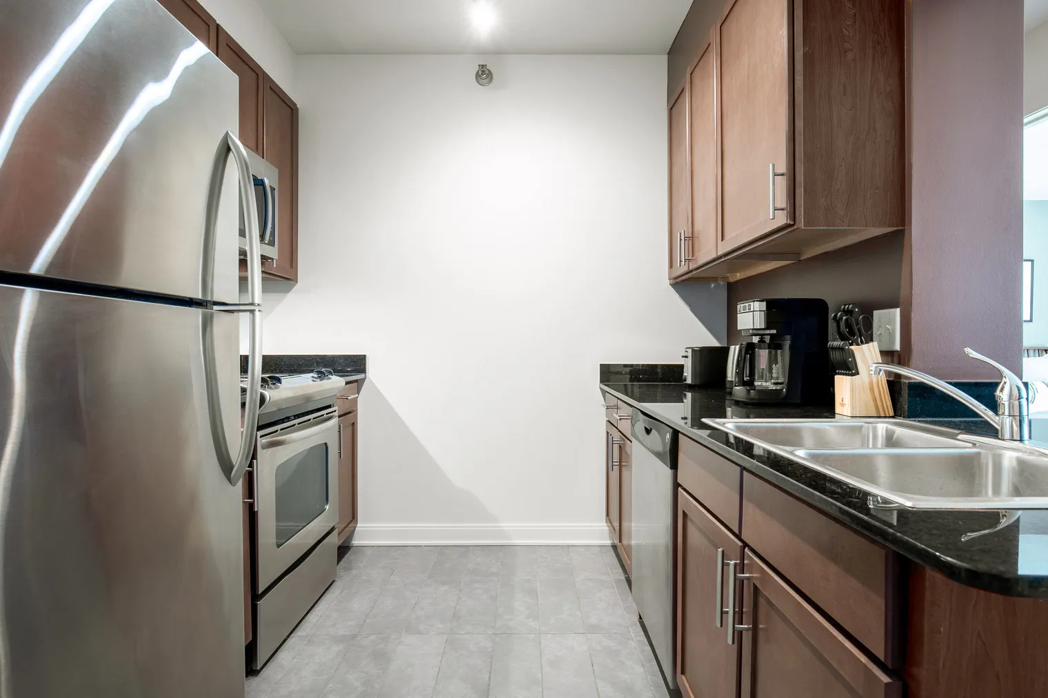 210 N Wells St 60601 60601-Lake & Wells Apartments-unit#ID277-Chicago-IL