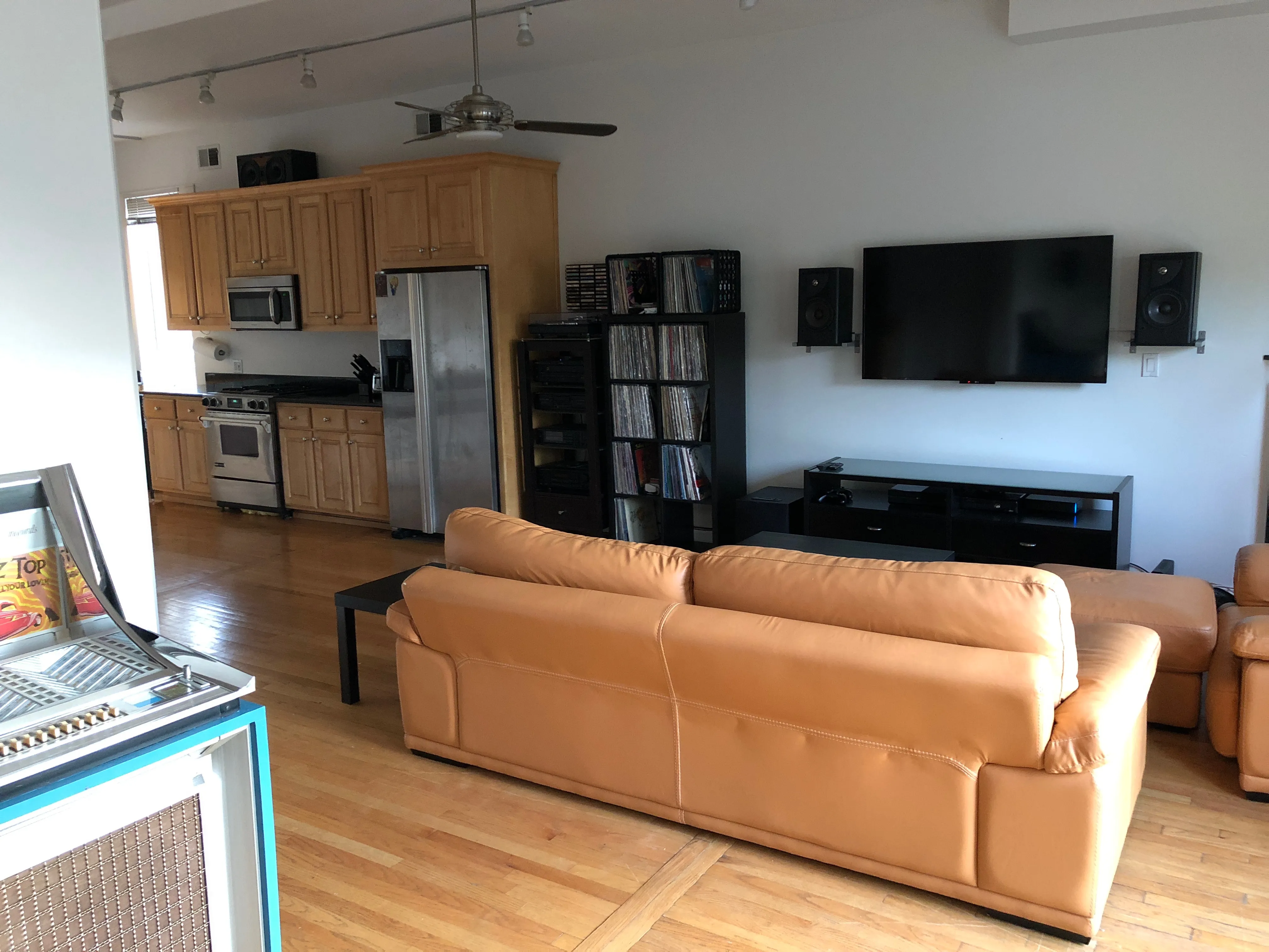 742 W Schubert Ave   60614 60614-unit#2F-Chicago-IL
