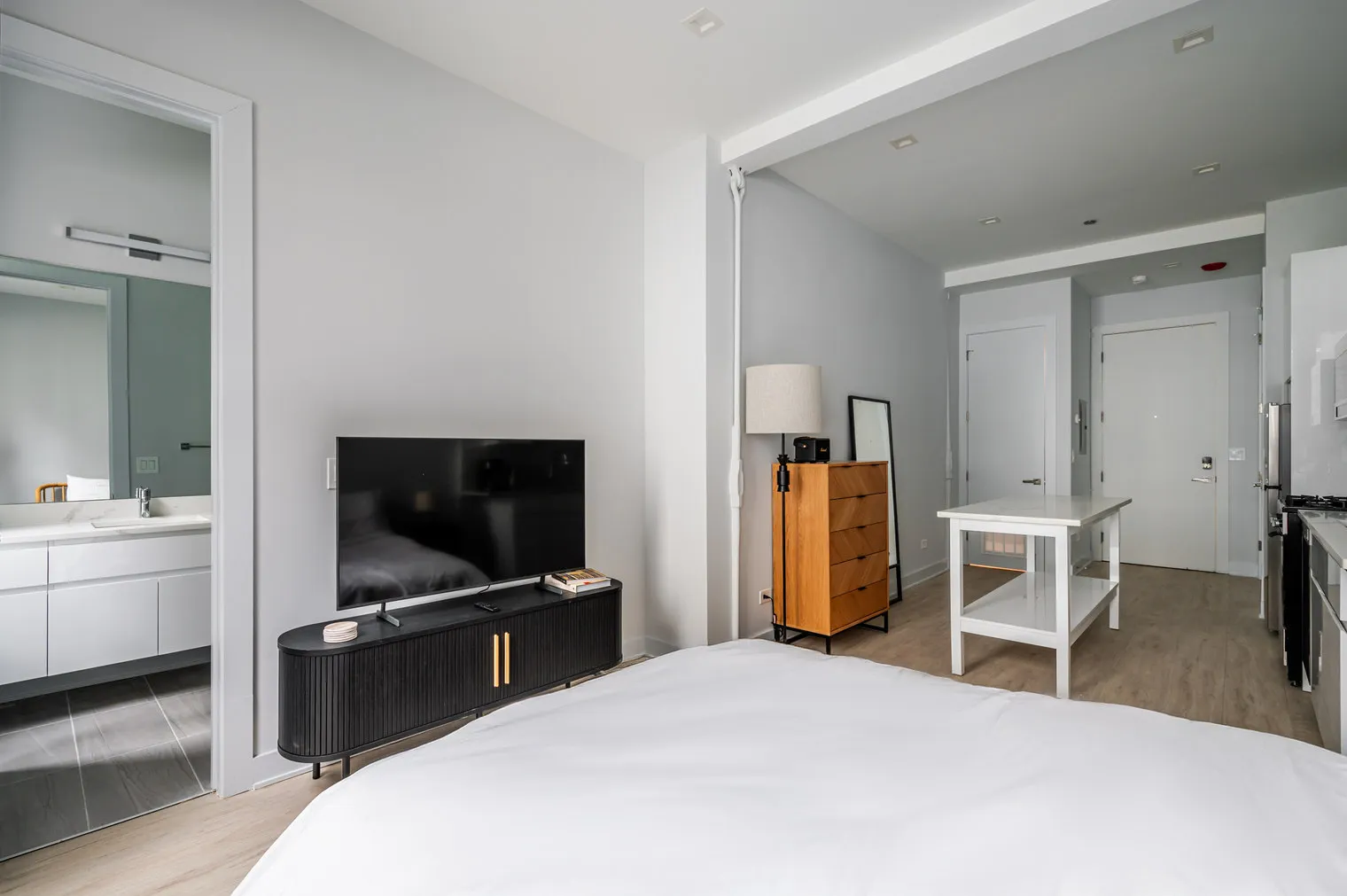 188 N Wells St   60606 60606-188 N. Wells-unit#ID1236-Chicago-IL