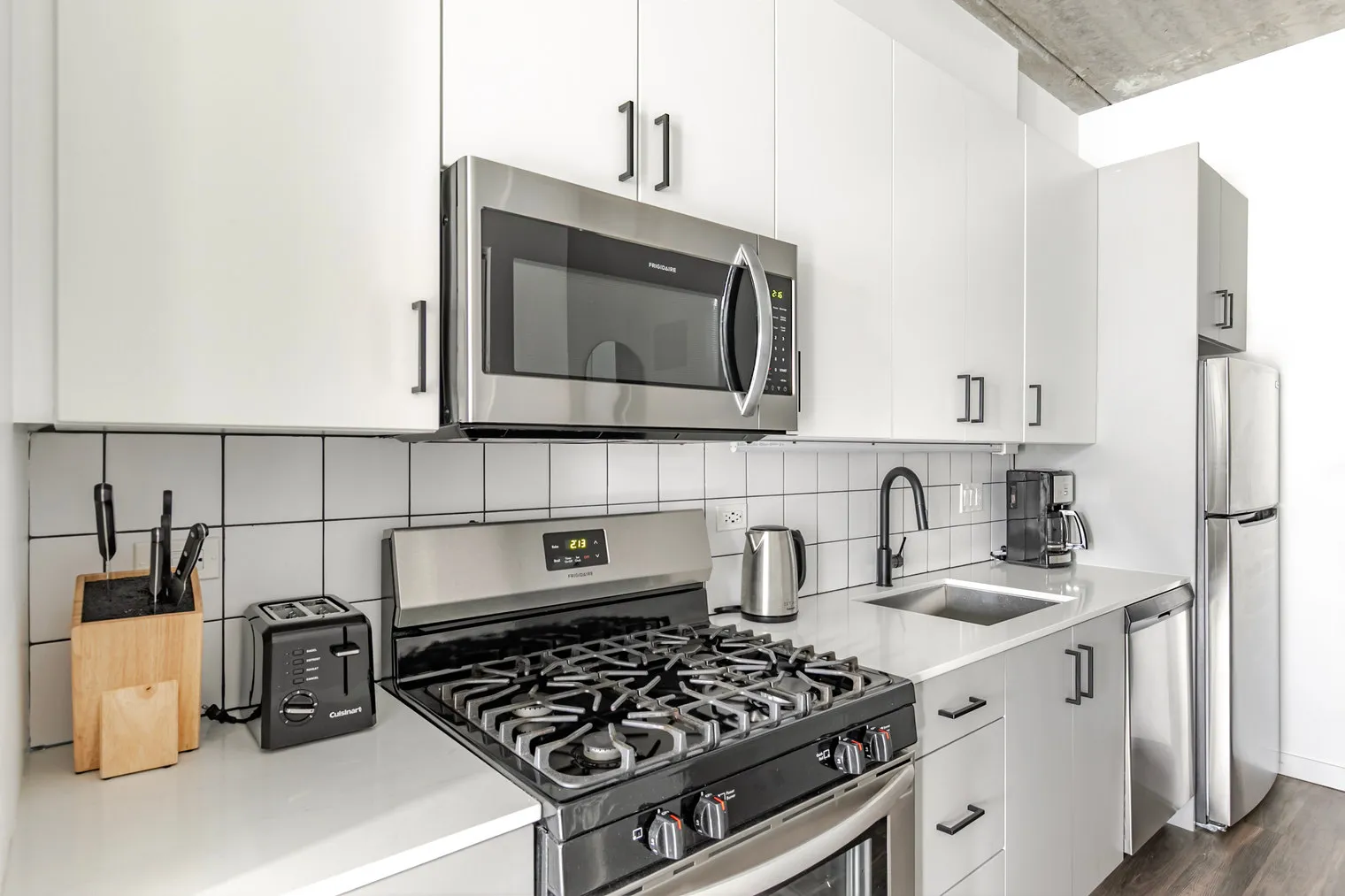 61 W Erie St 60654 60654-The Opal-unit#ID1409-Chicago-IL