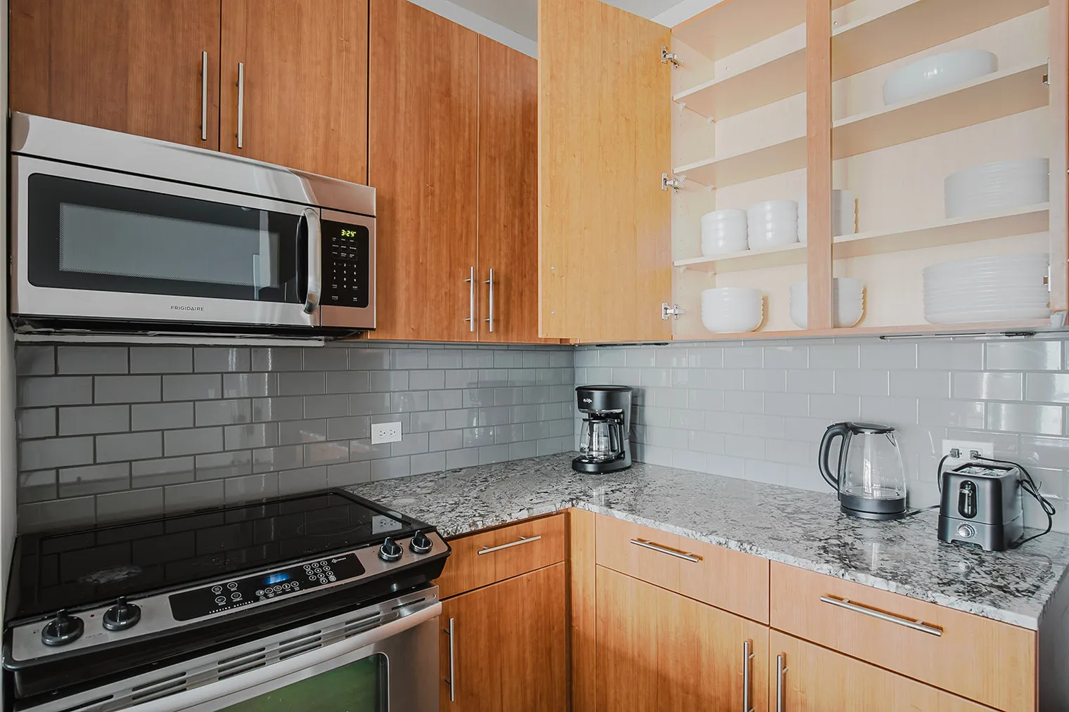 505 N State St   60654 60654-State & Grand-unit#ID1143-Chicago-IL