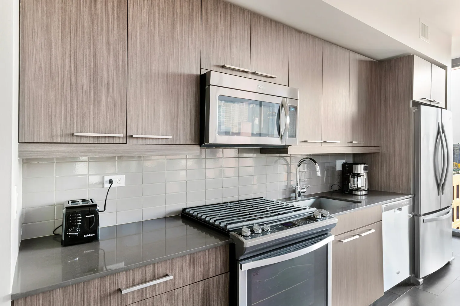 730 W Couch Pl   60661 60661-The Parker-unit#ID1367-Chicago-IL