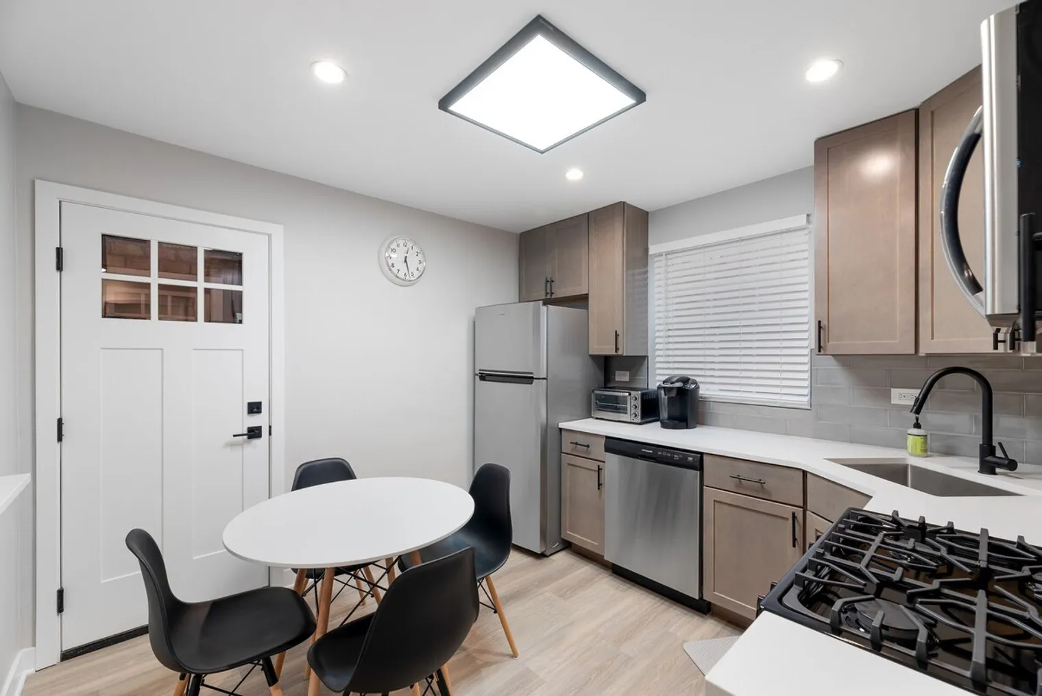 1001 W Howard St 60202 60202-Building Howard Street - schneidergroup-unit#ID1032507P-Evanston-IL