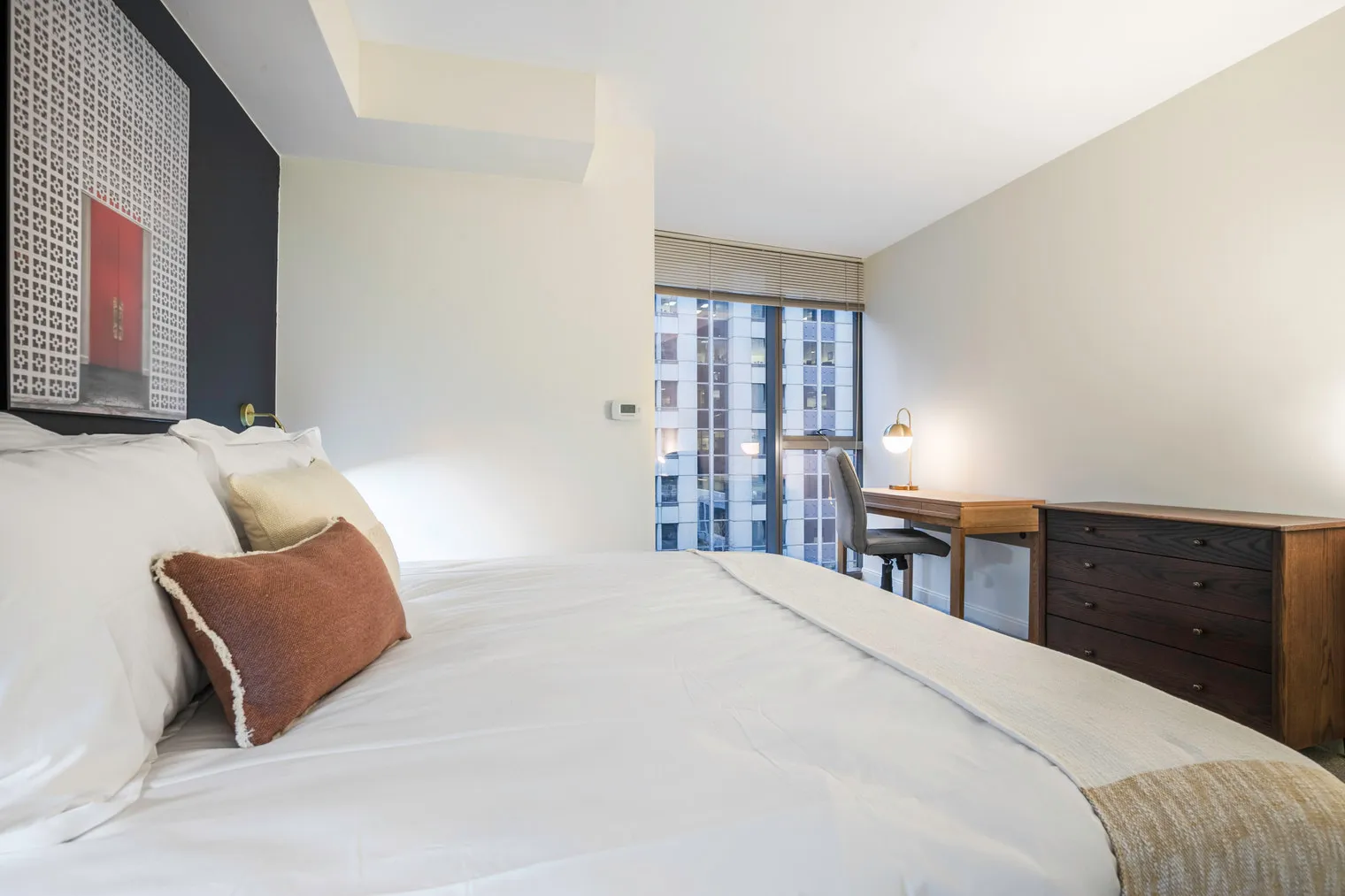 210 N Wells St 60601 60601-Lake & Wells Apartments-unit#ID211-Chicago-IL