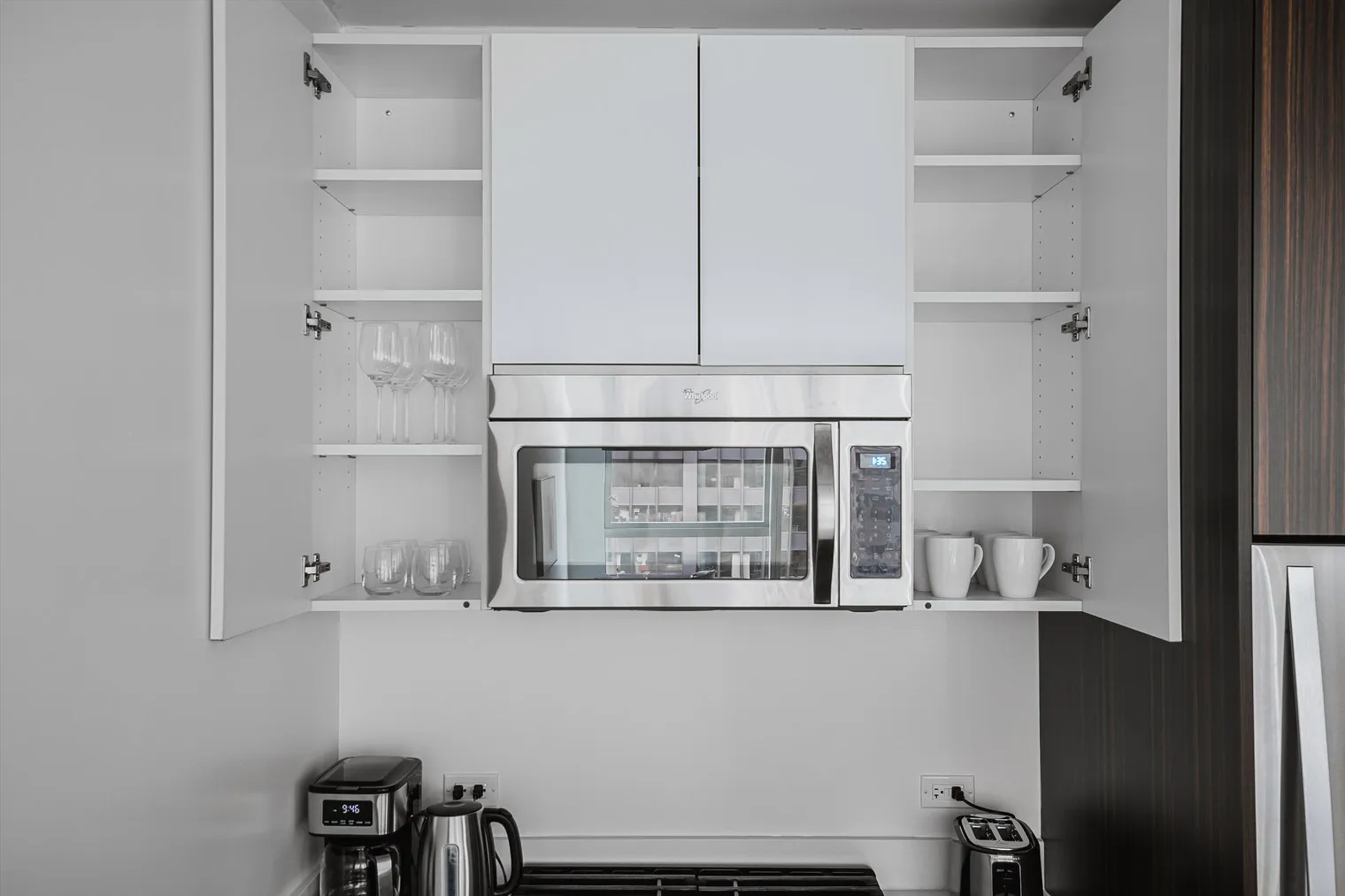 201 N Garland Ct   60601 60601-Mila-unit#ID1184-Chicago-IL