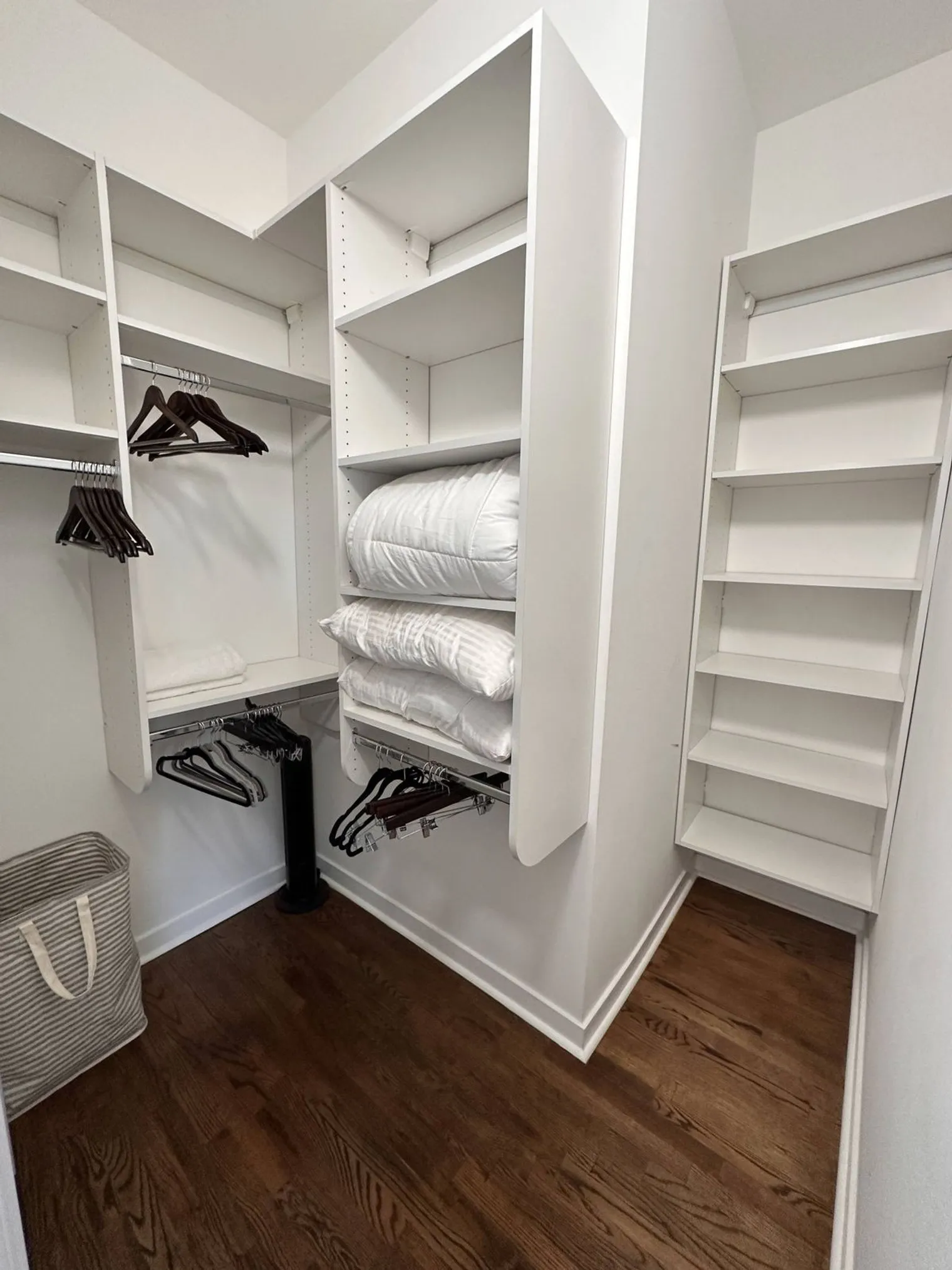 736 N Throop St   60642 60642-Building North Throop Street-unit#ID1494909P-Chicago-IL