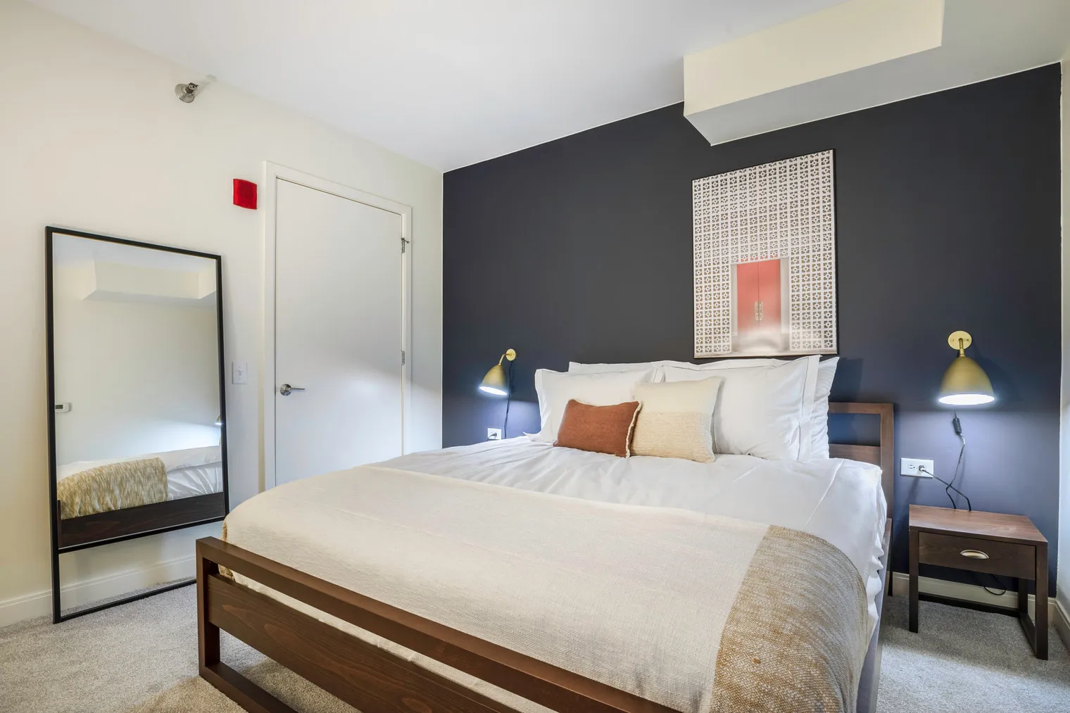 210 N Wells St 60601 60601-Lake & Wells Apartments-unit#ID211-Chicago-IL