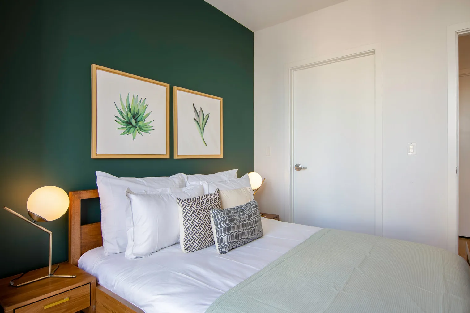 201 N Garland Ct 60601 60601-Mila-unit#ID43-Chicago-IL