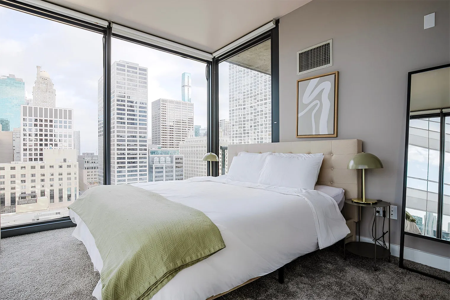 505 N State St   60654 60654-State & Grand-unit#ID1143-Chicago-IL