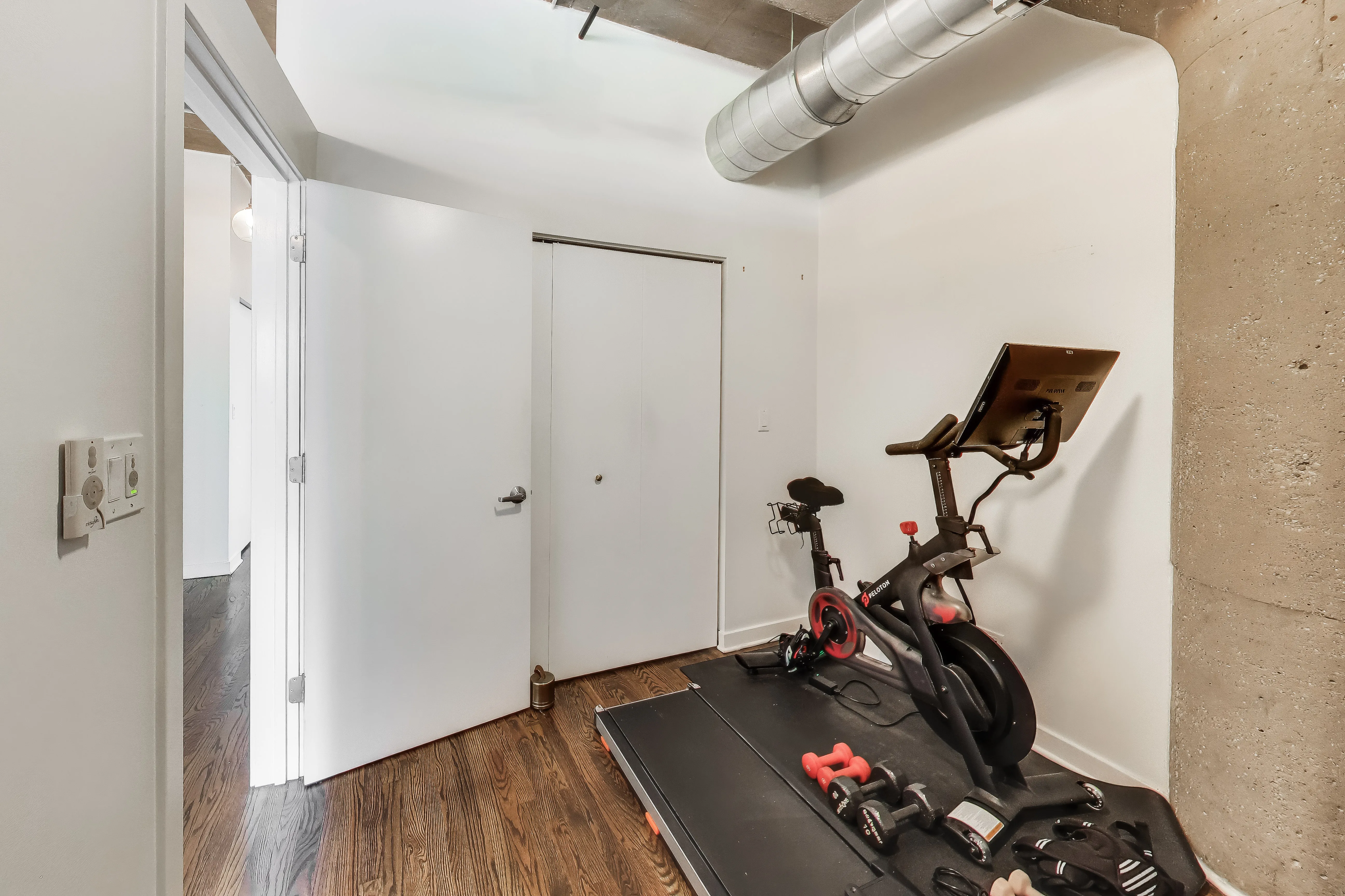 1111 W 15th St   60608 60608-Chicago-IL