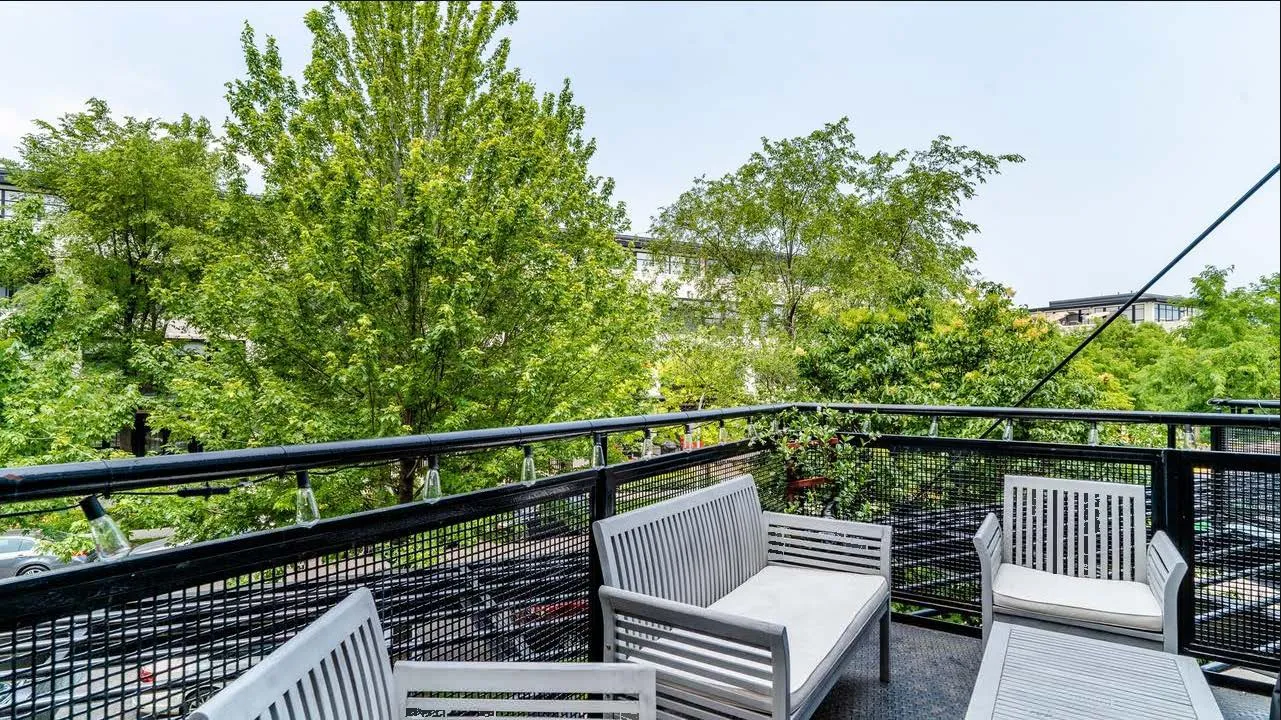 1111 W 15th St   60608 60608-Chicago-IL